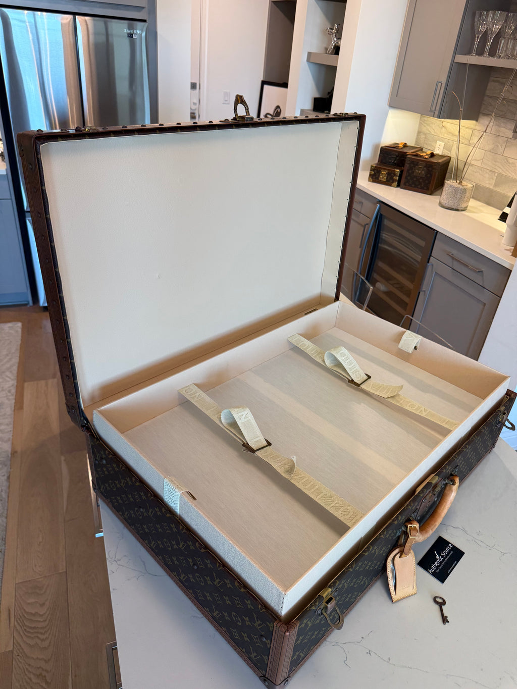 Louis Vuitton Alzer 75 Trunk