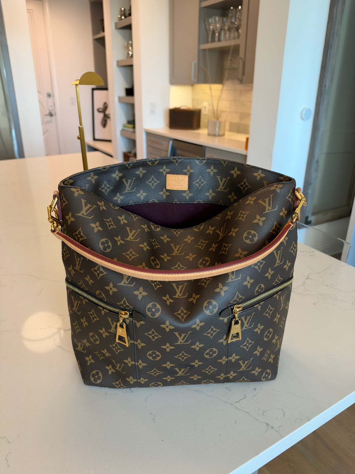 Louis Vuitton Métis Hobo