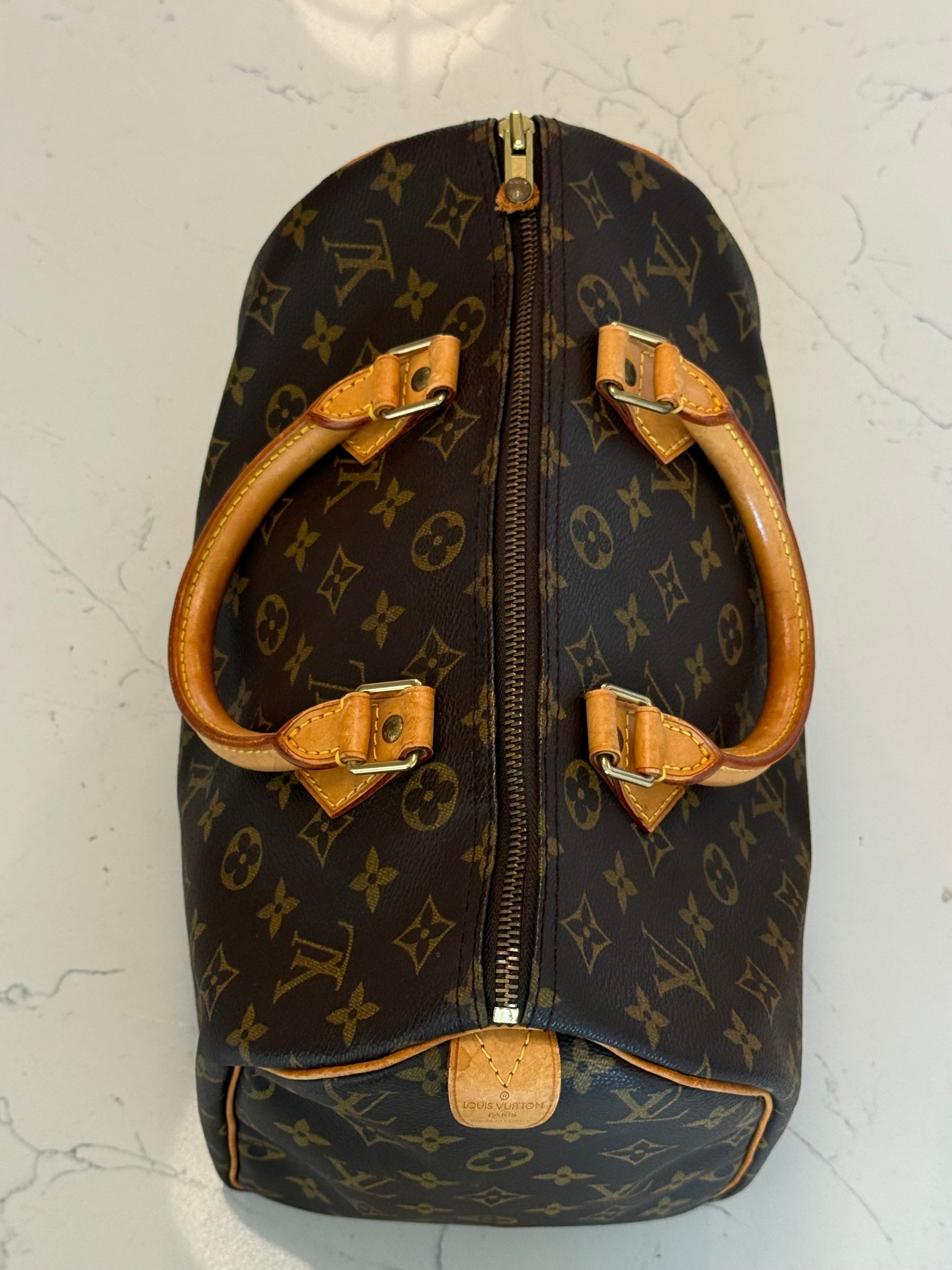 Louis Vuitton Speedy 30