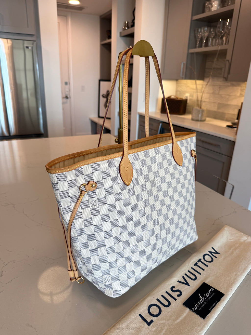 Louis Vuitton Neverfull MM Damier Azur