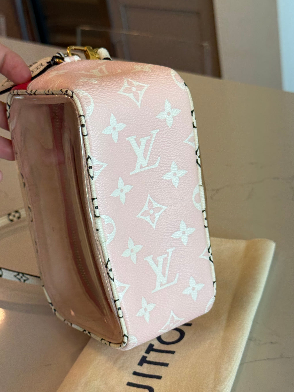 Louis Vuitton Beach Pouch Red Giant Monogram Rare