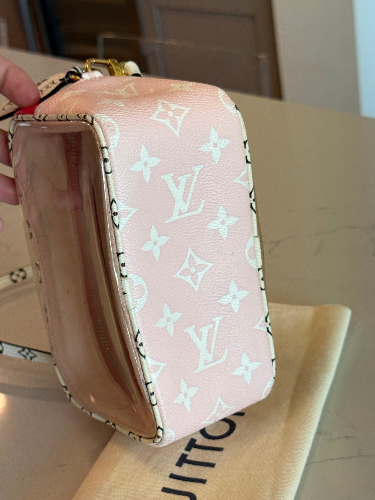 Louis Vuitton Beach Pouch Red Giant Monogram Rare
