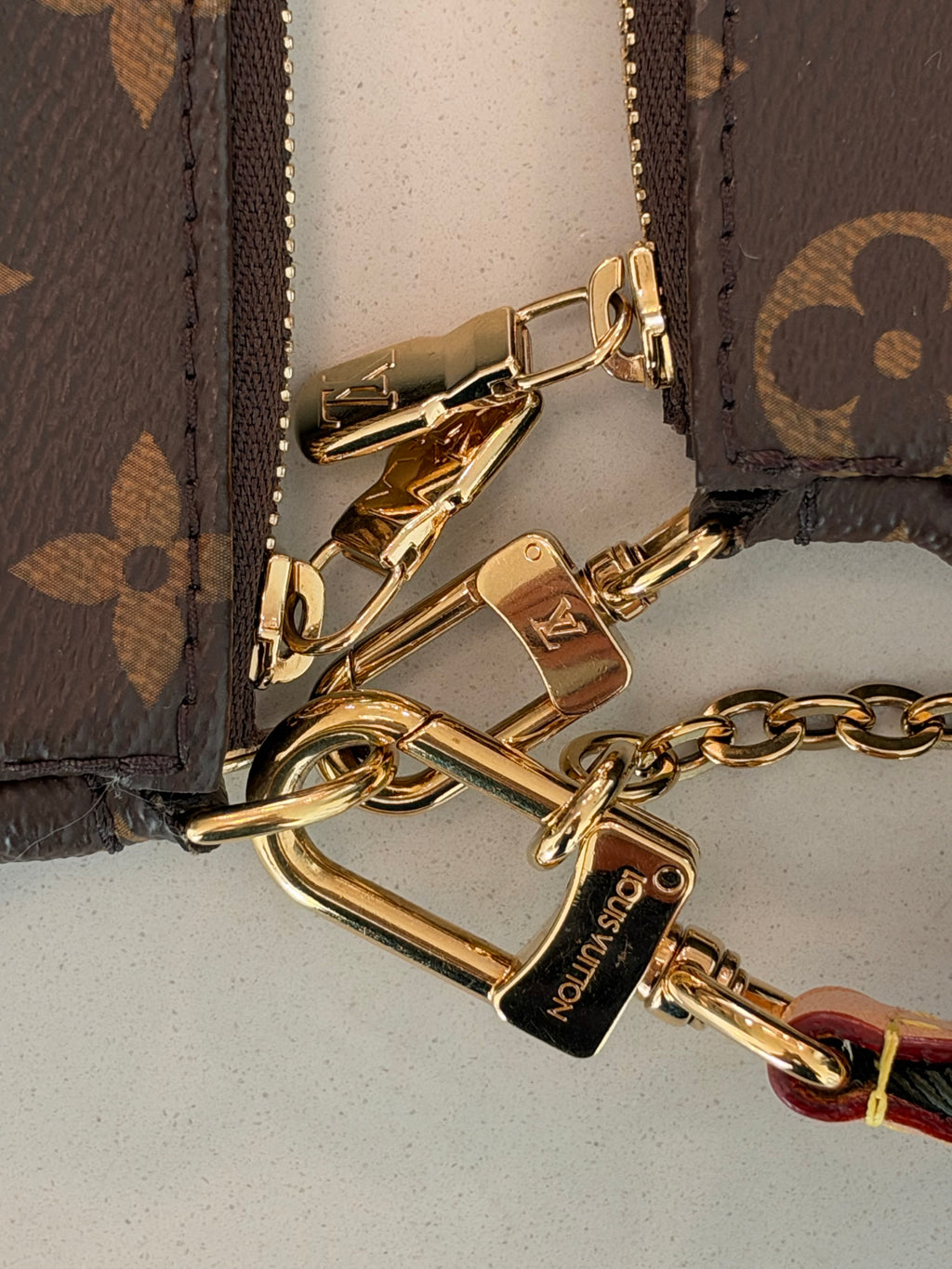 Louis Vuitton Multi Pochette Accessories Khaki