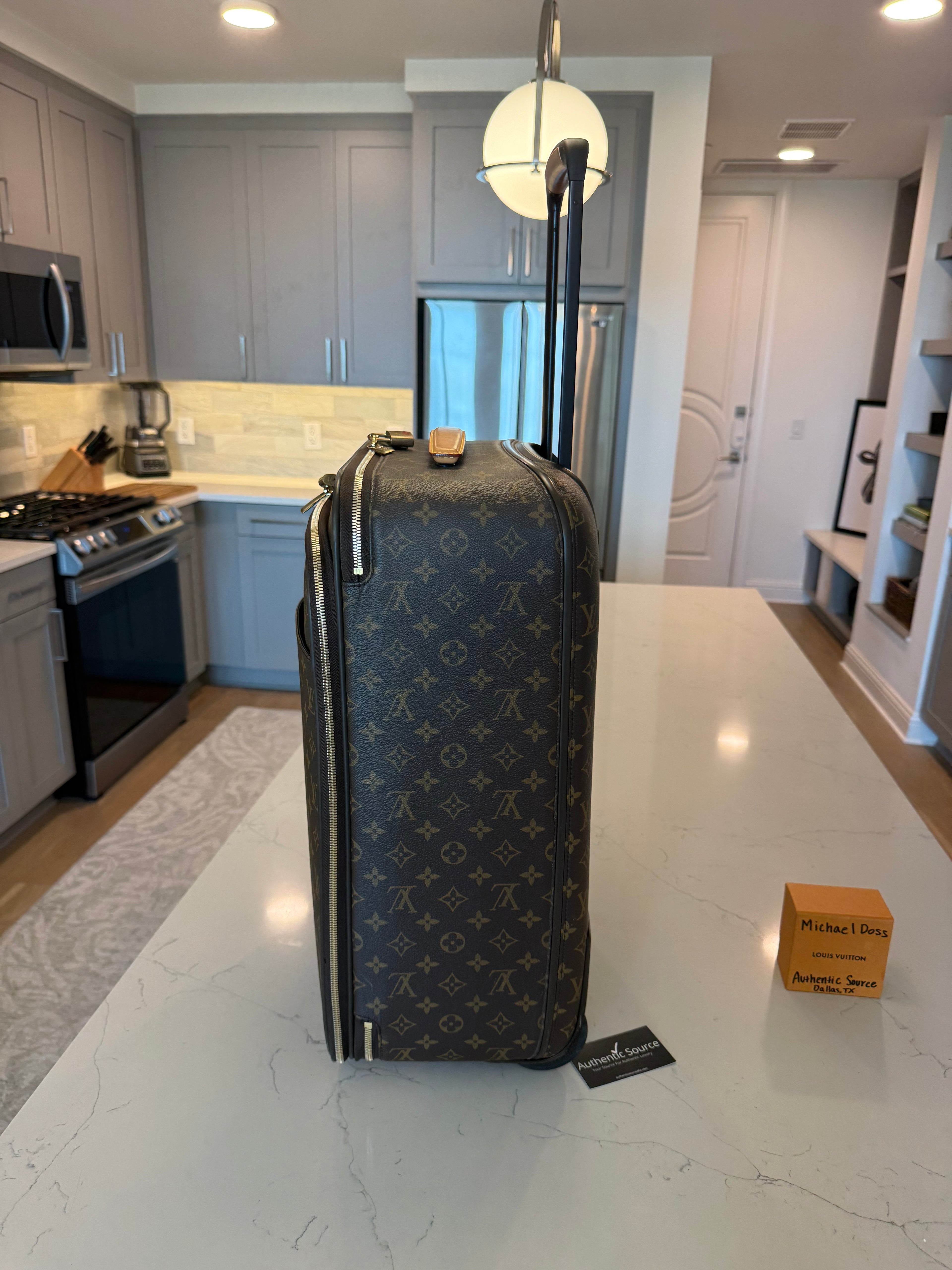 Pegase 55 Business Rolling Luggage