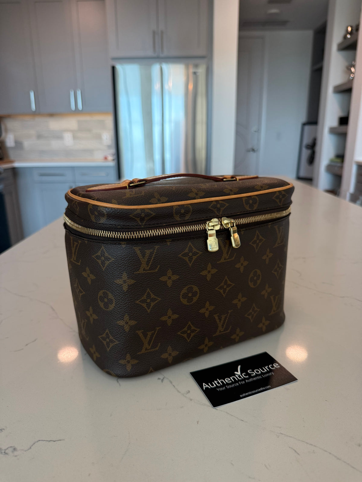 Louis Vuitton Nice BB Vanity