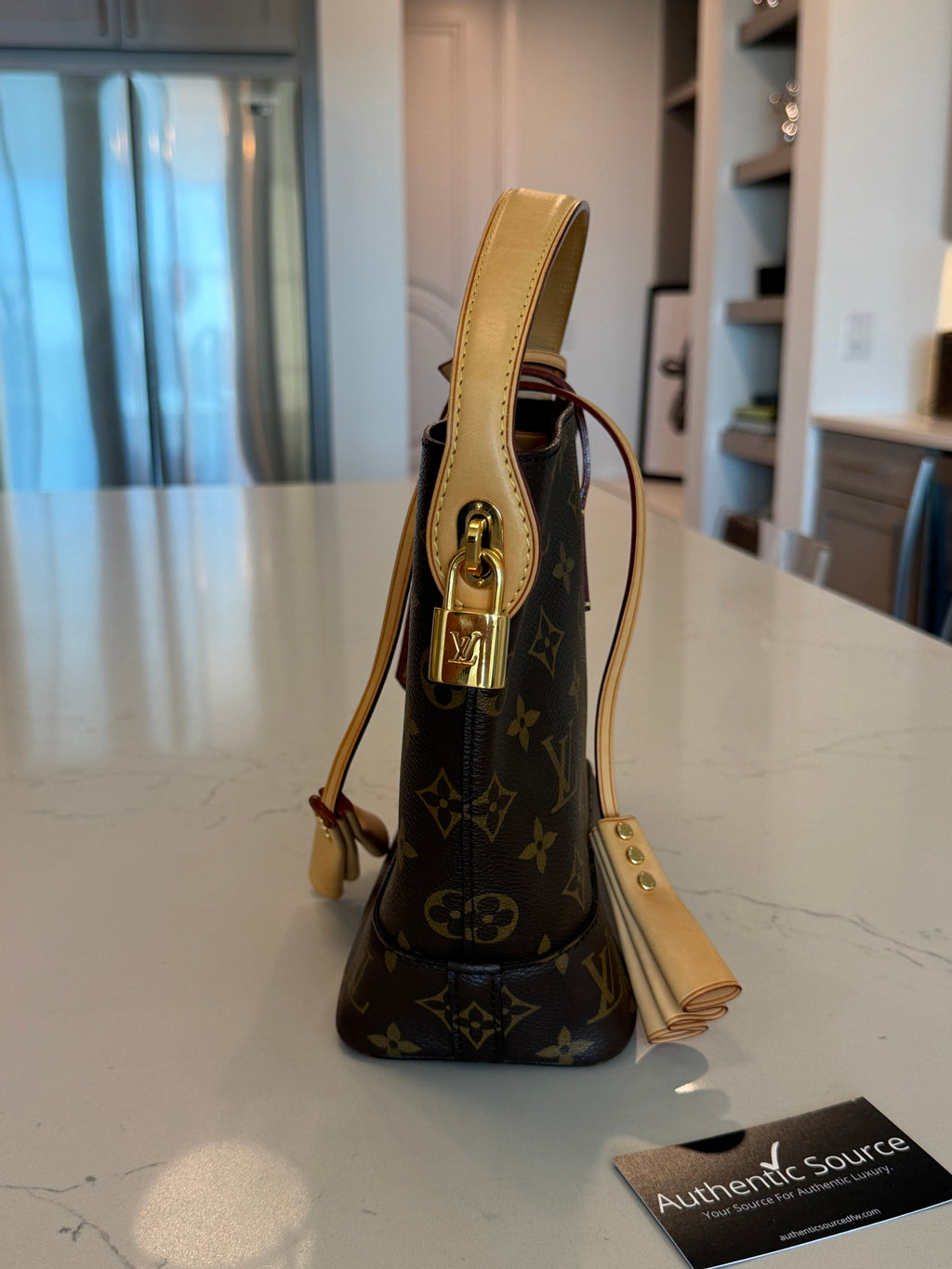 Louis Vuitton Idole PM Monogram - Rare Marc Jacobs Collection