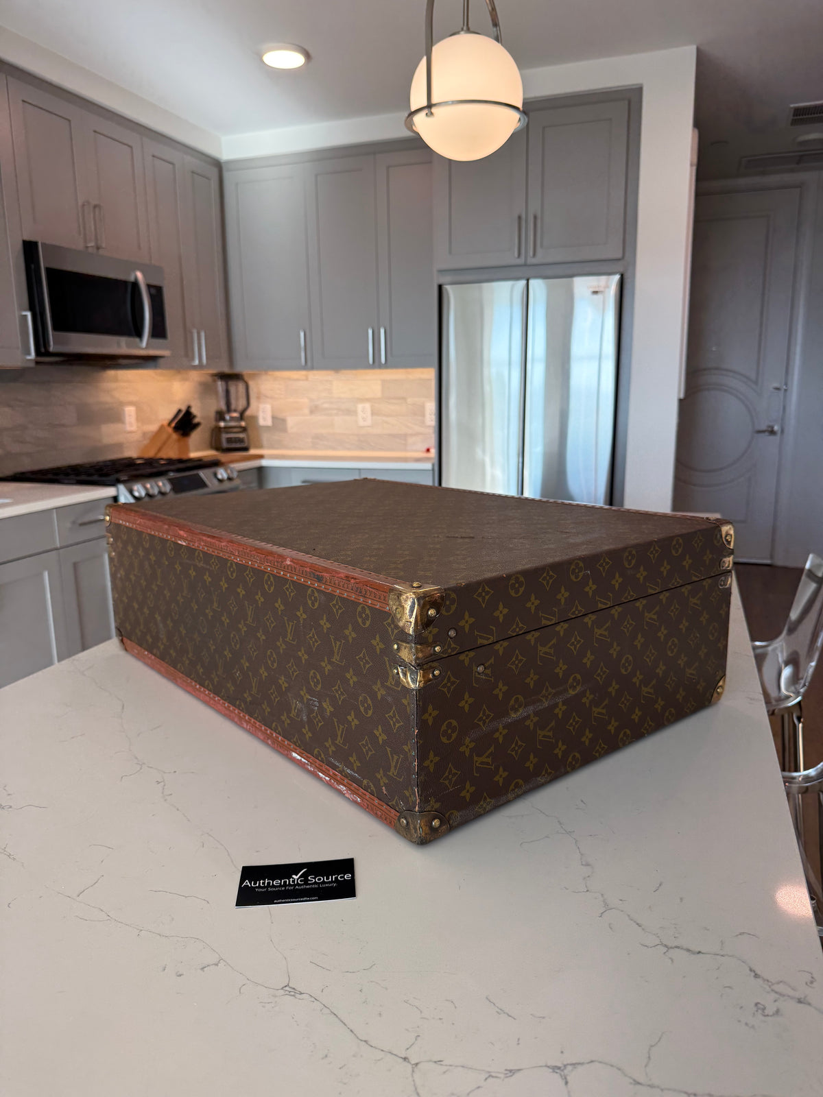 Louis Vuitton Vintage Bisten Trunk
