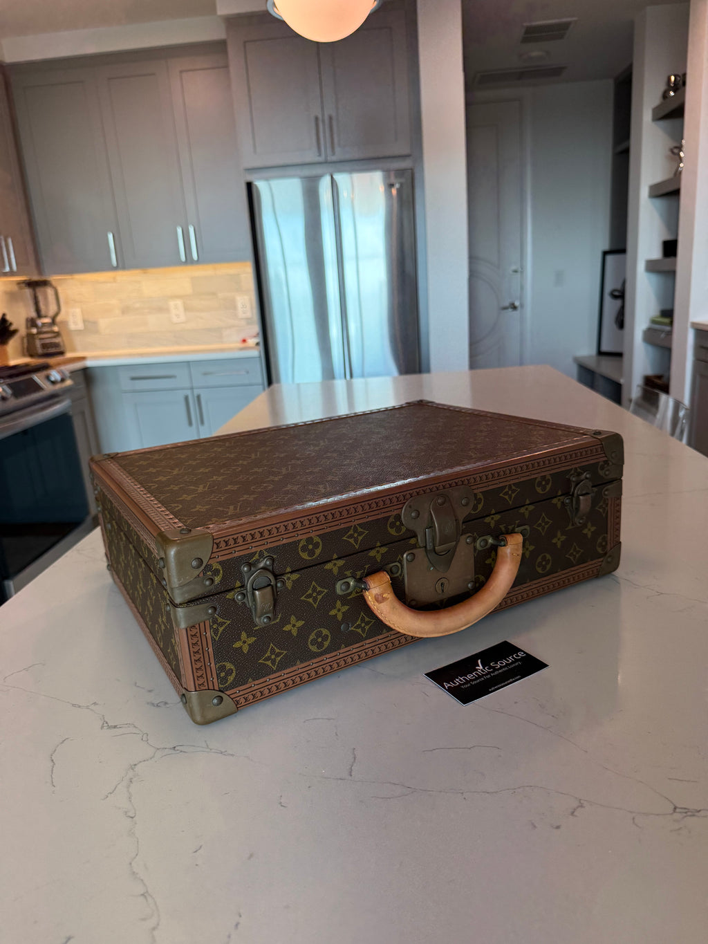 Louis Vuitton Cotteville 45
