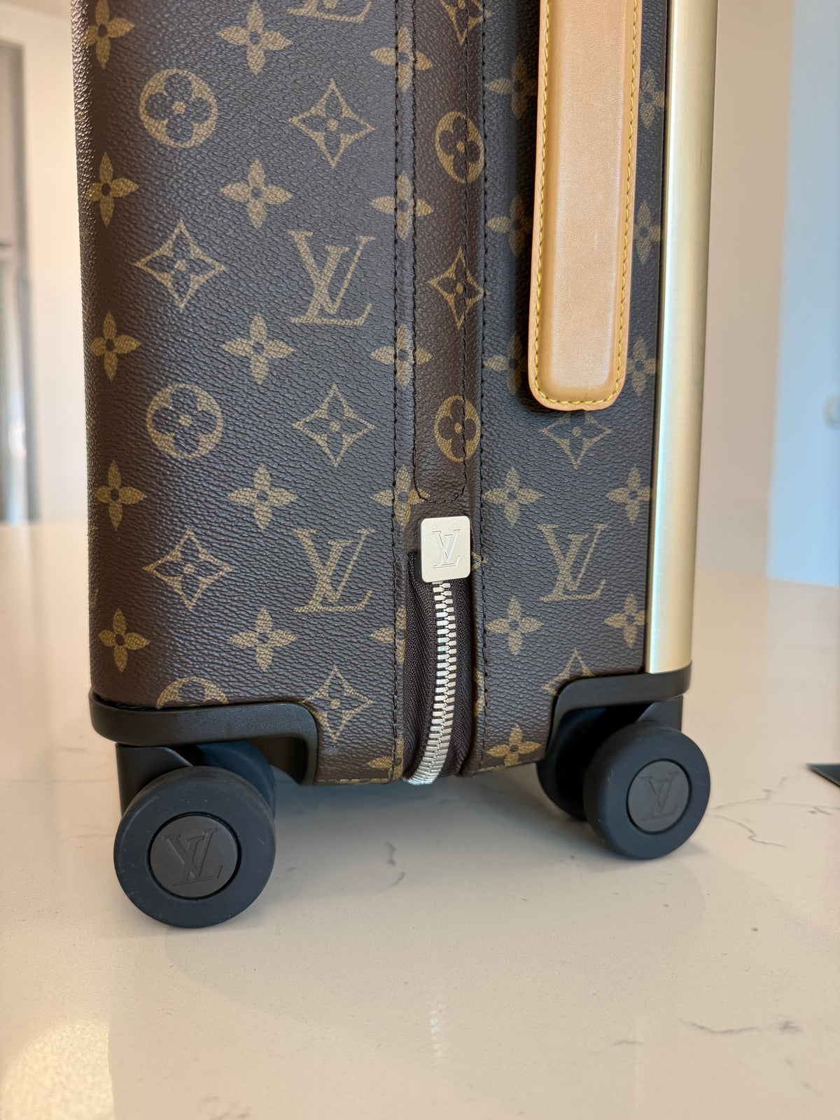 Louis Vuitton Horizon 50 Monogram