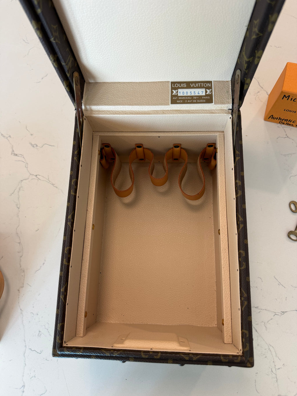 Louis Vuitton Boite Falcons Vanity Trunk
