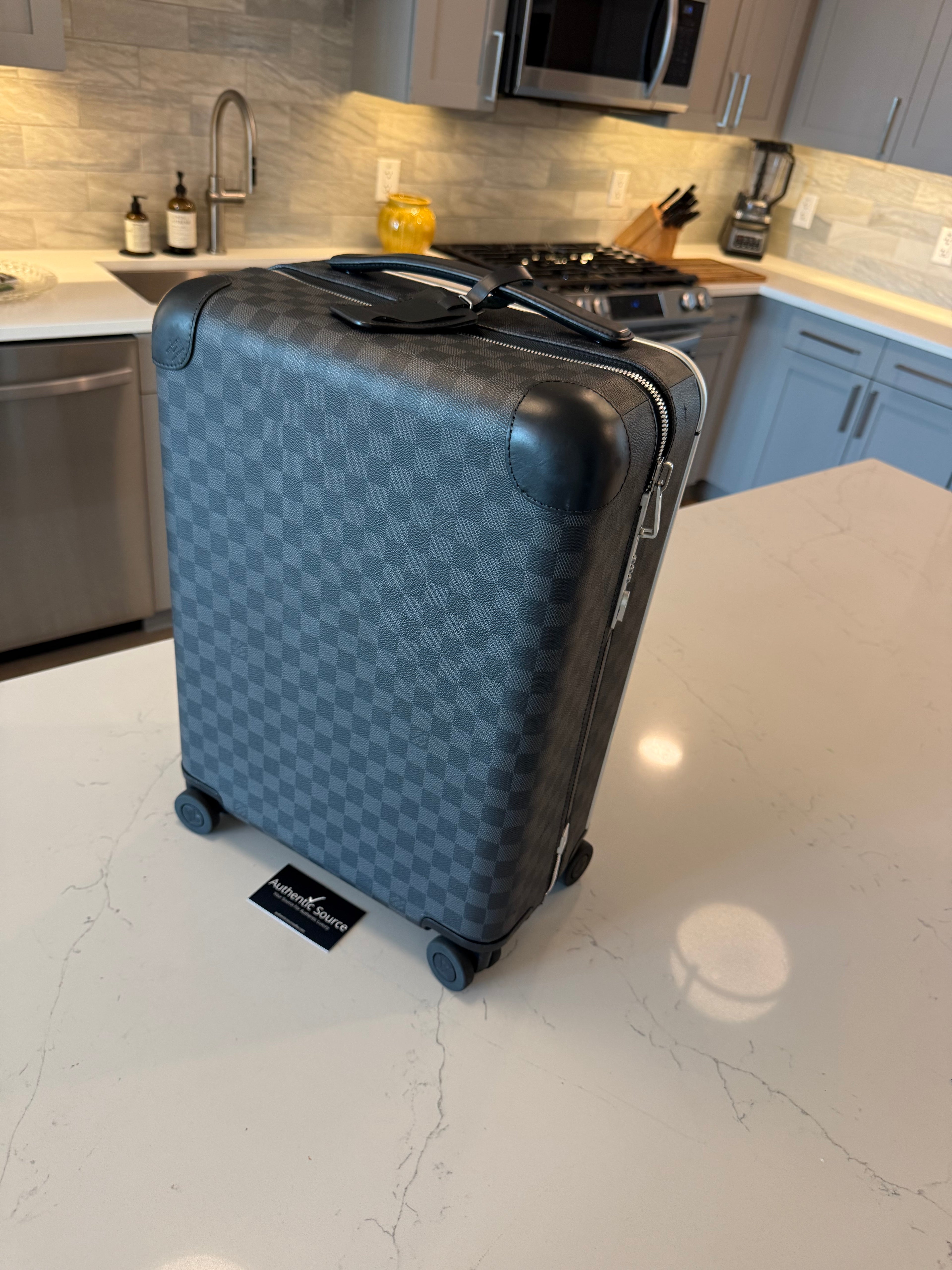 Louis Vuitton Horizon 50 Damier Graphite