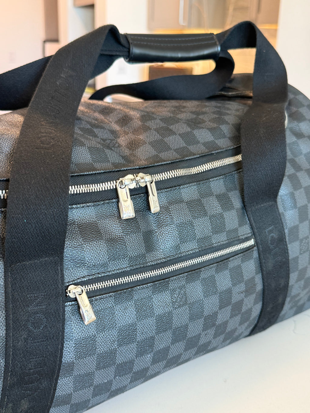 Louis Vuitton Neo Eole 65 Damier Graphite