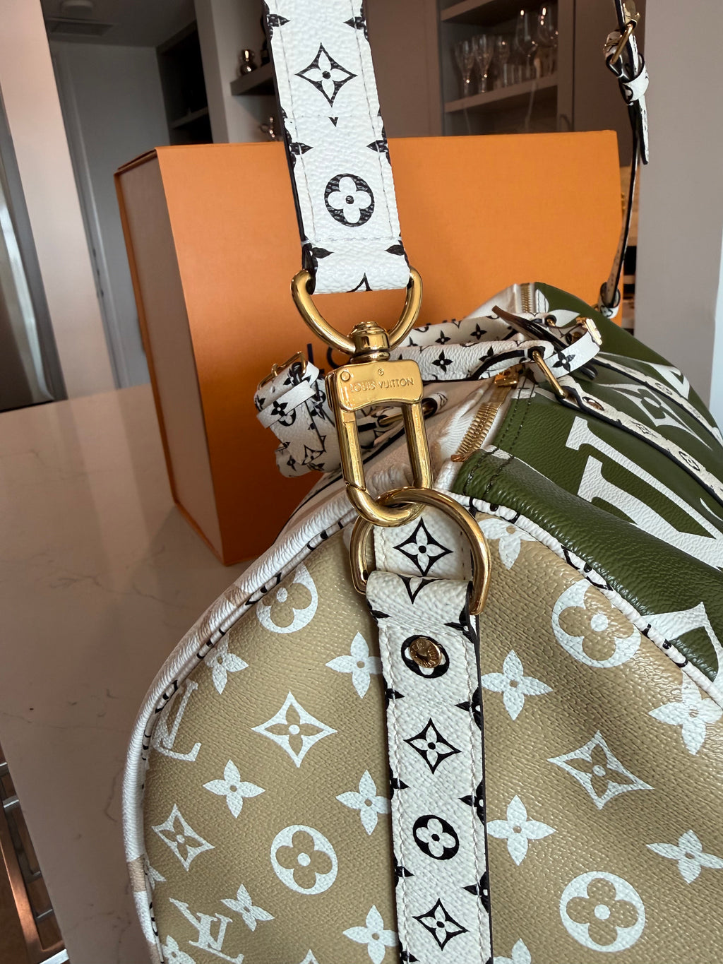 Louis Vuitton Keepall 50 Bandouliere Giant Khaki