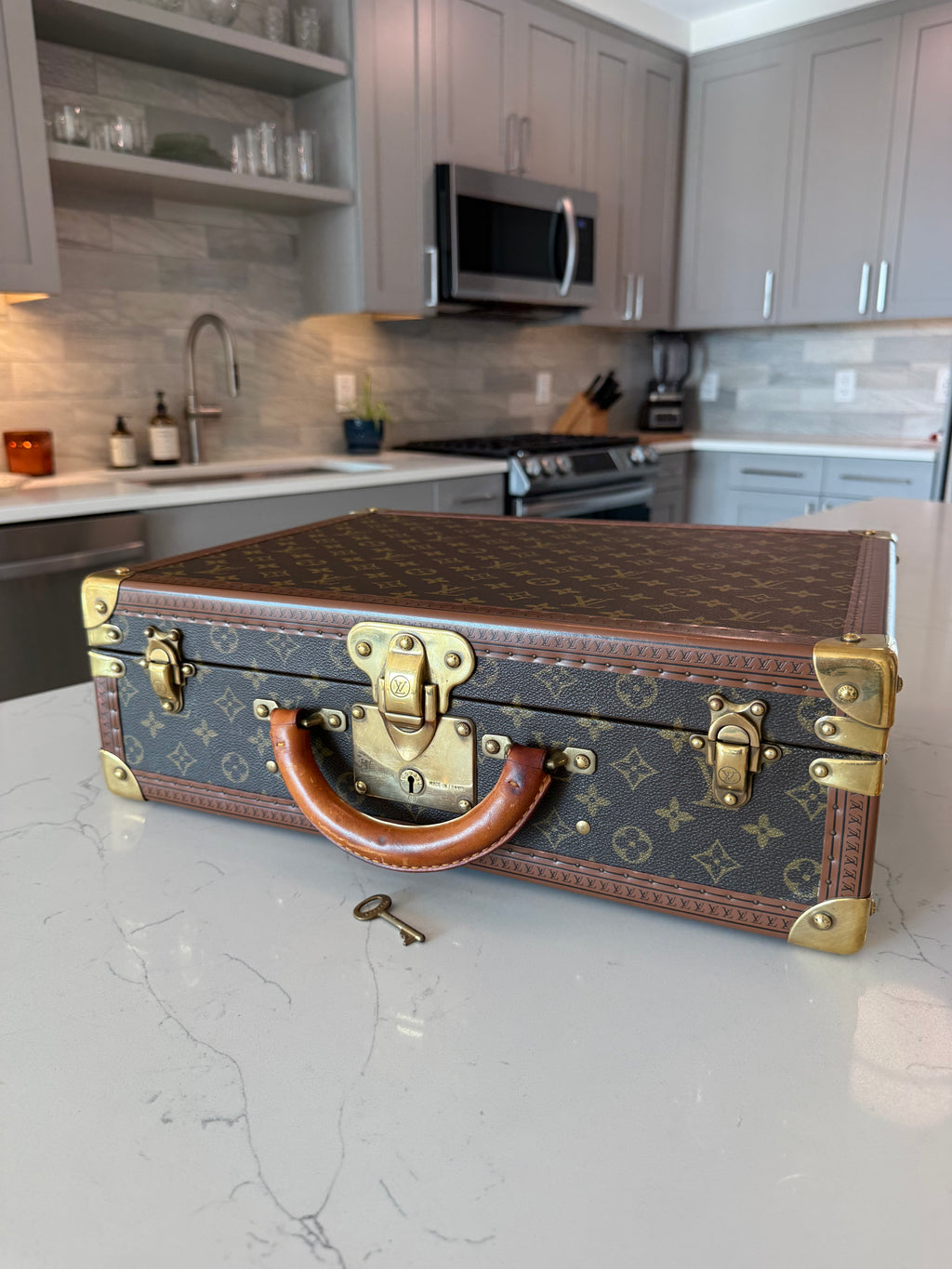 Louis Vuitton Cotteville 45