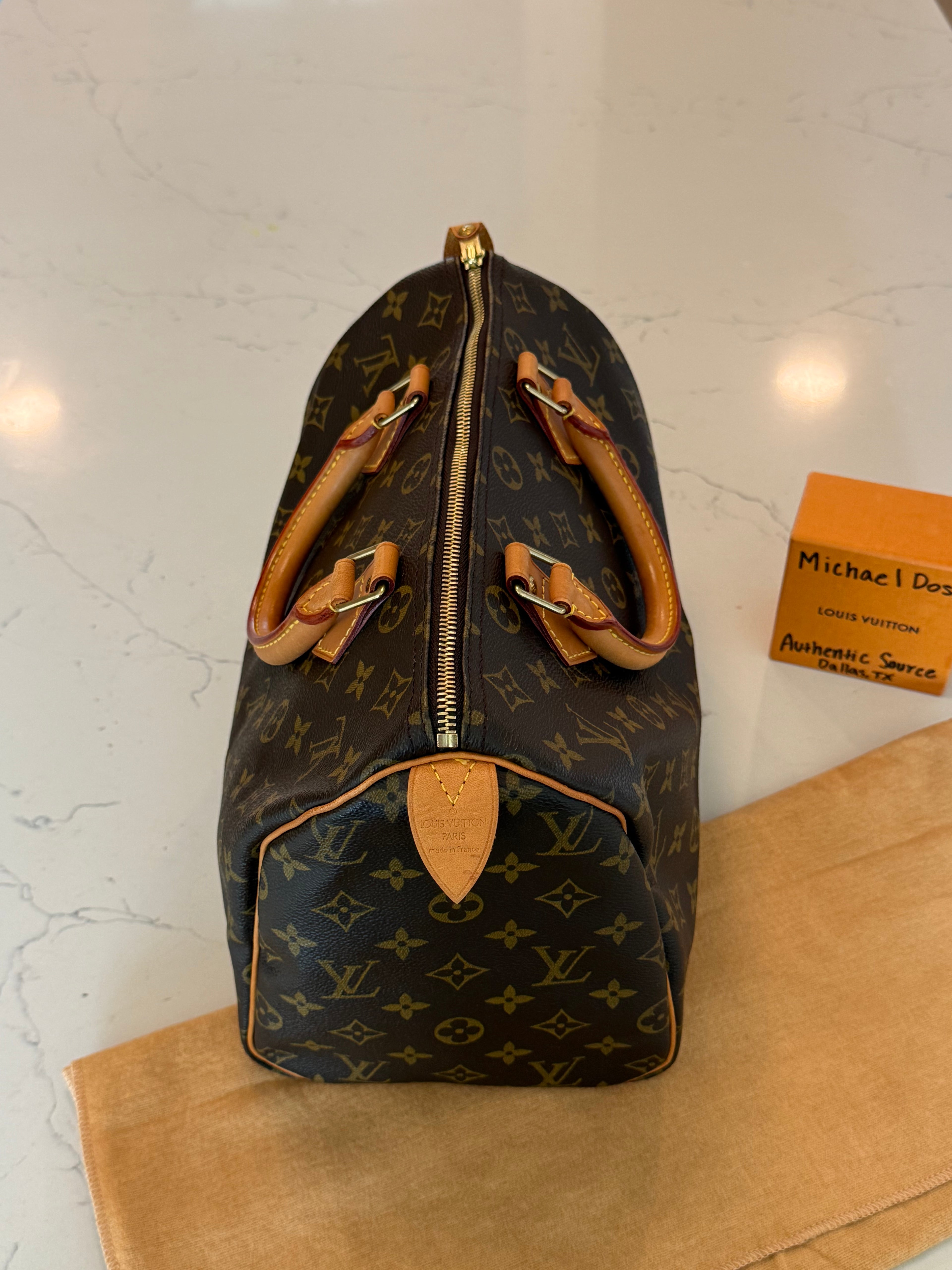 Louis Vuitton Speedy 30