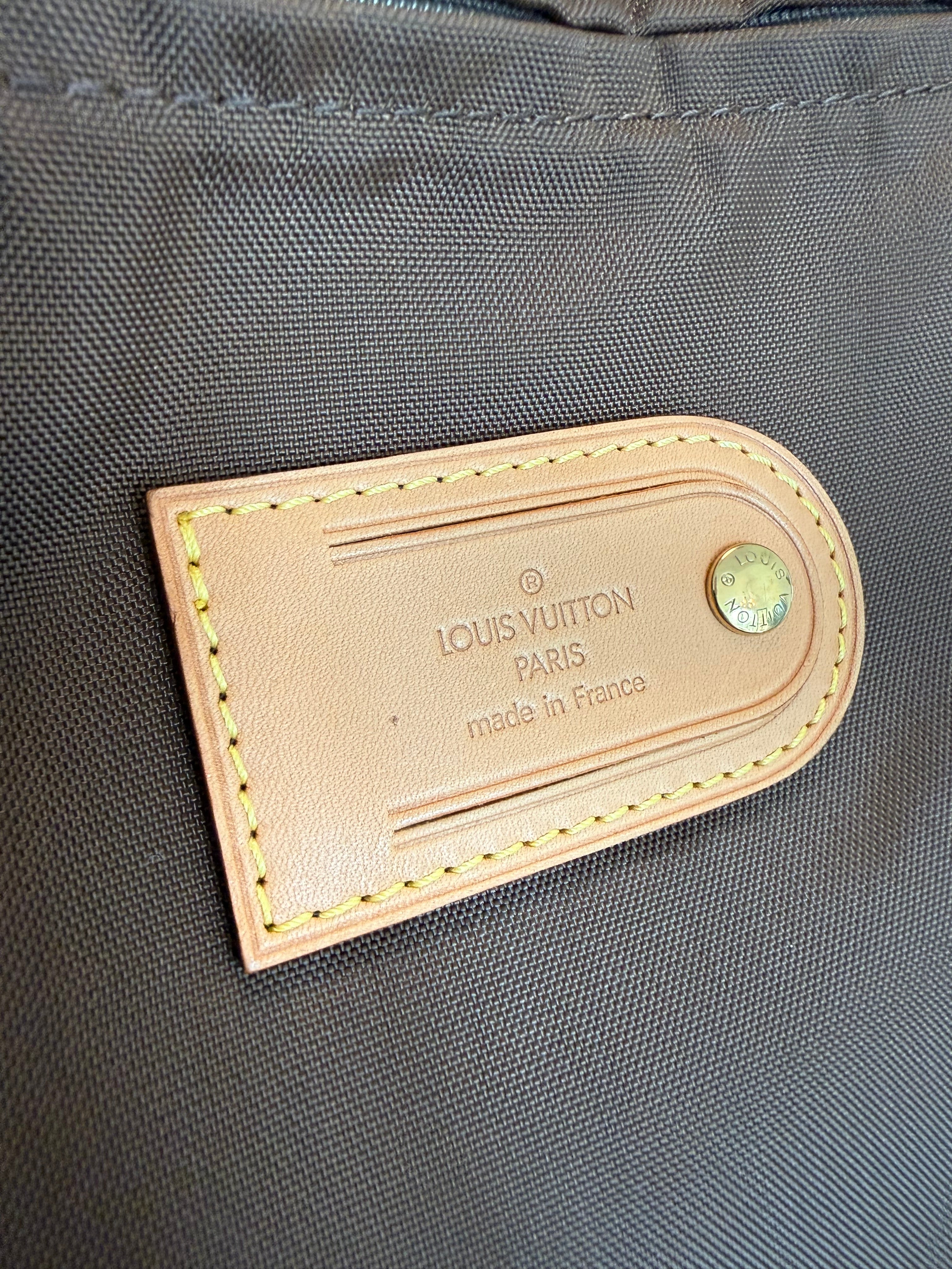 Louis Vuitton Pegase 45 Rolling Luggage