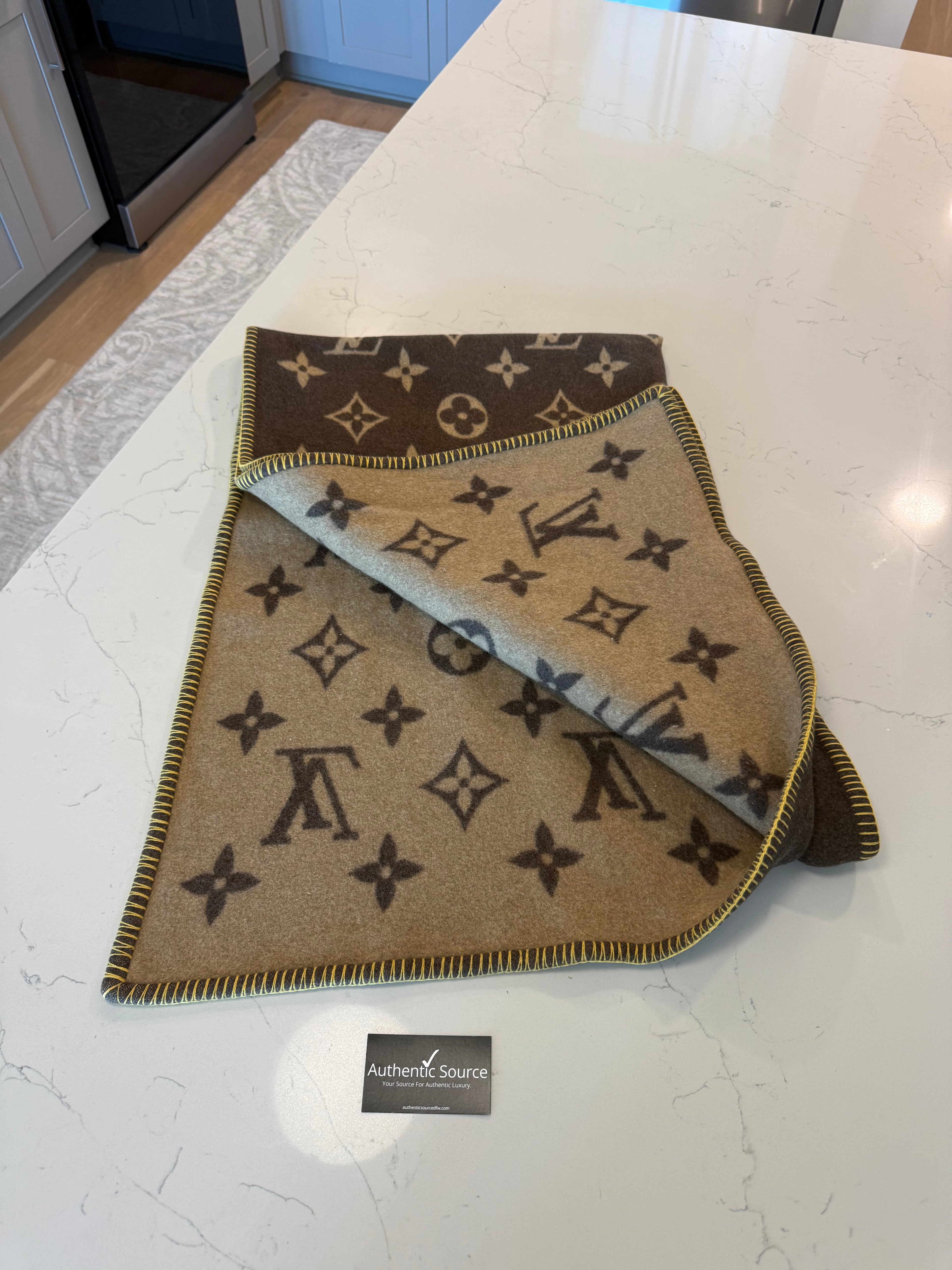 Louis Vuitton Traveling Requisites Blanket