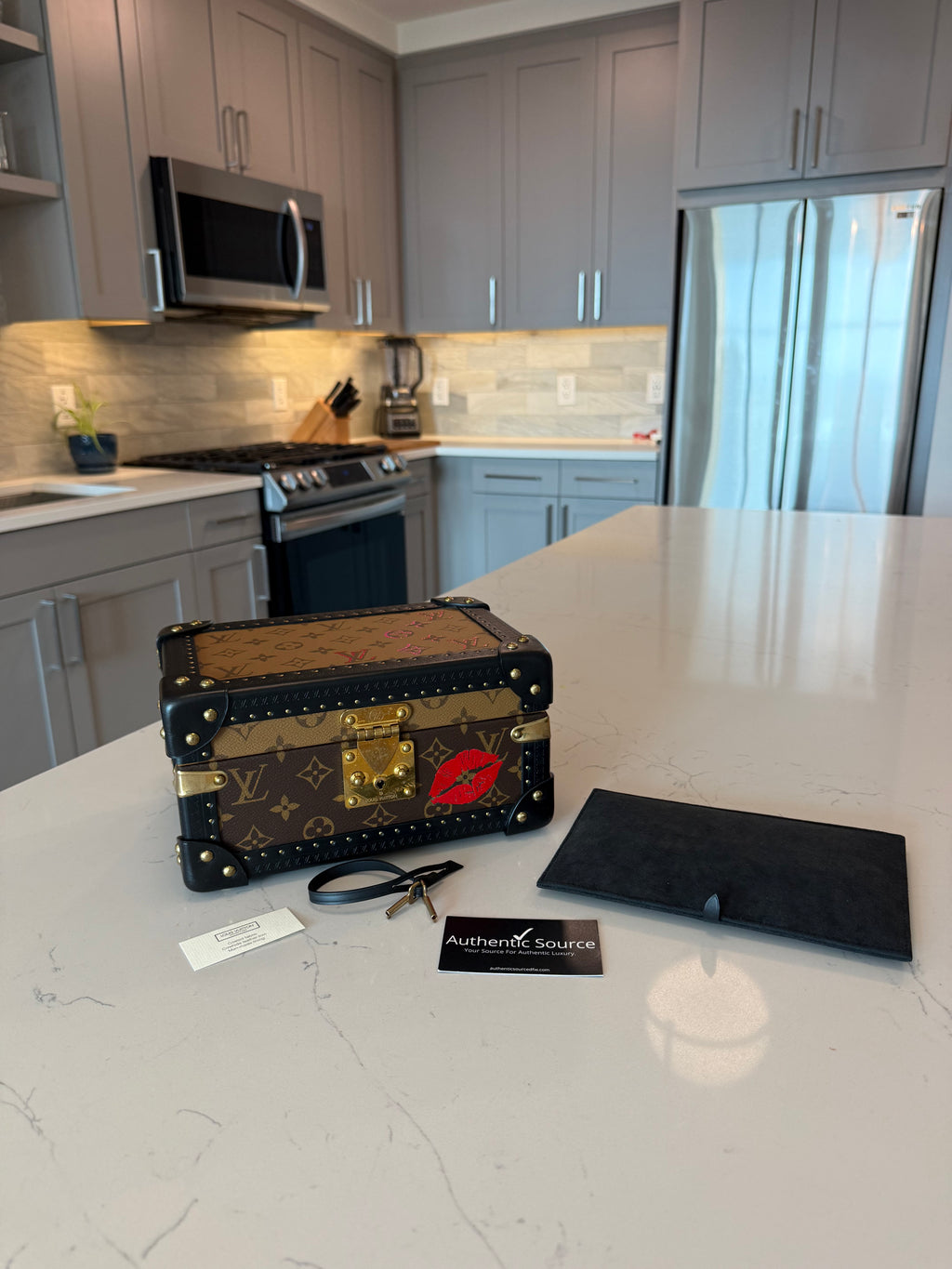 Louis Vuitton Coffret Tresor 24 Trunk Reverse Monogram