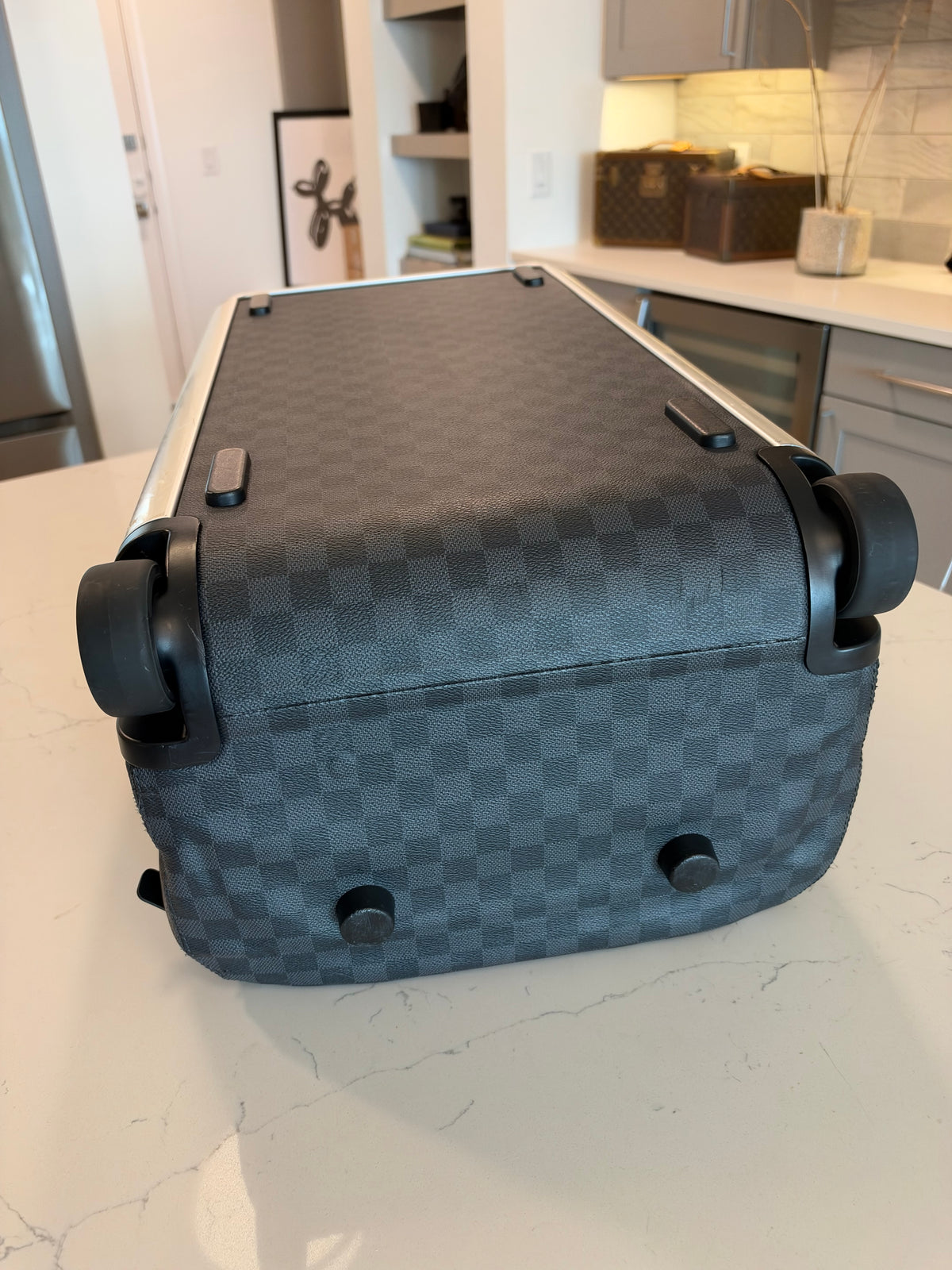 Louis Vuitton Soft Horizon 65 Damier Graphite