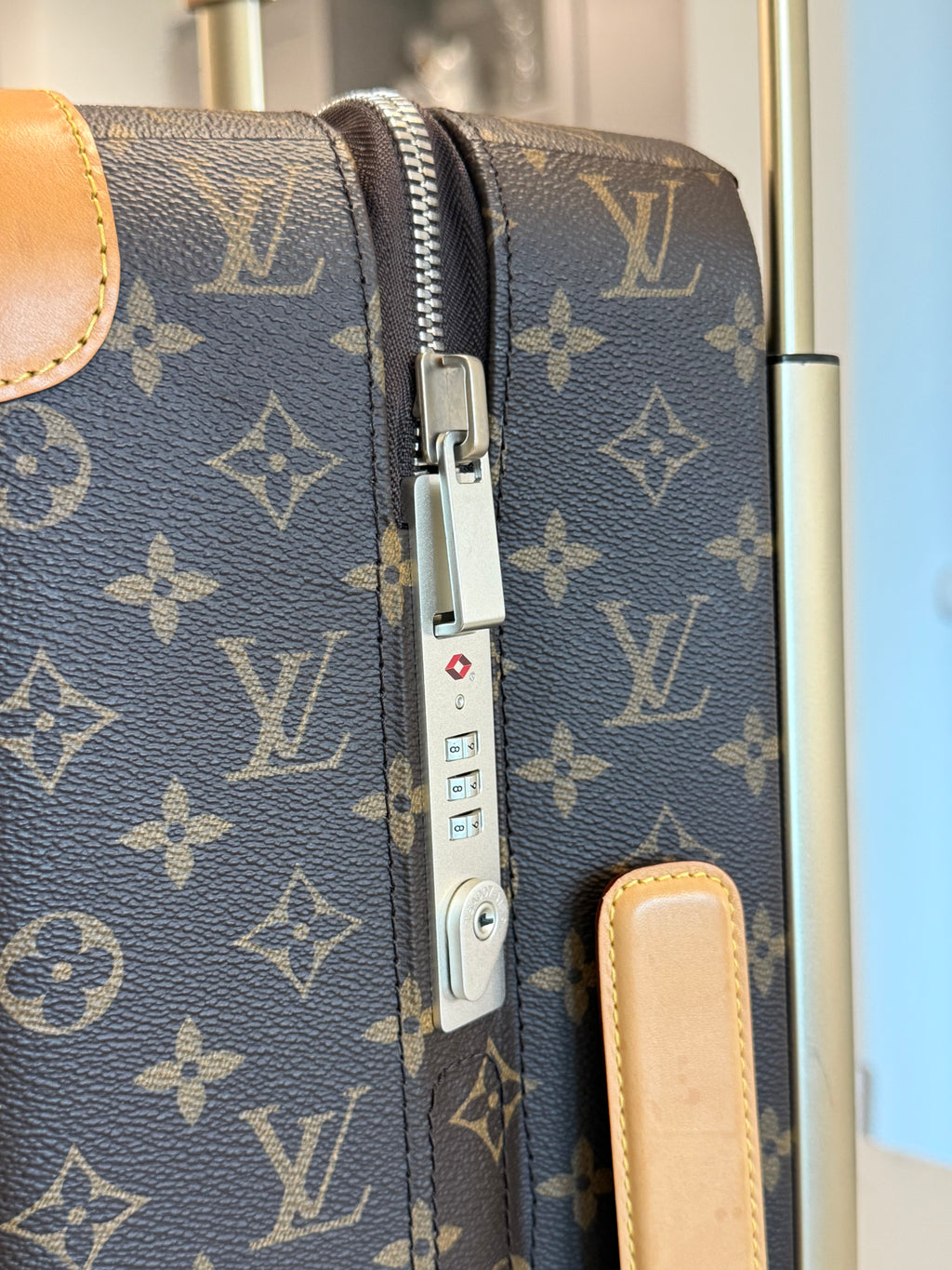 Louis Vuitton Horizon 50 Monogram