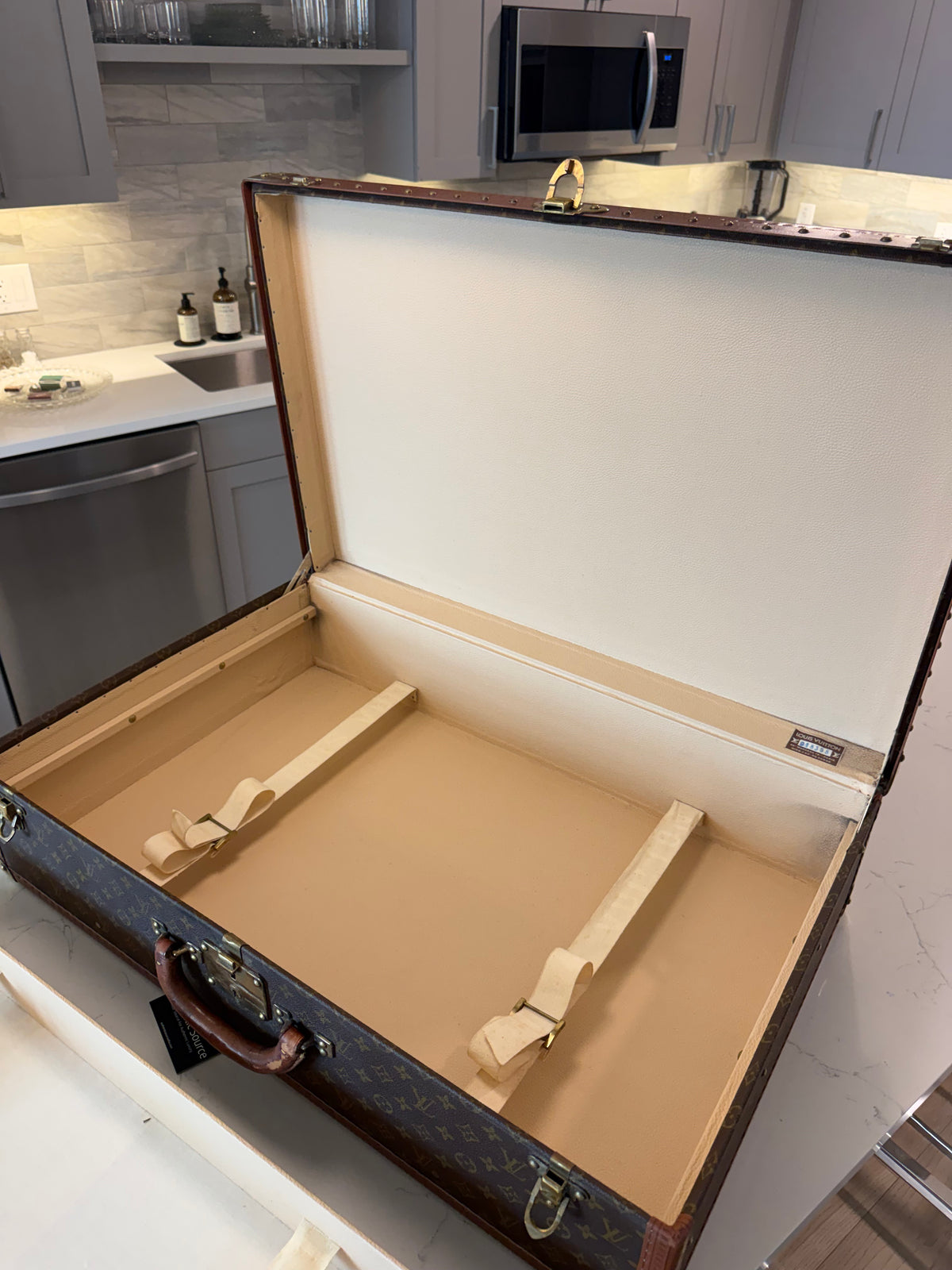 Louis Vuitton Alzer 80 Trunk