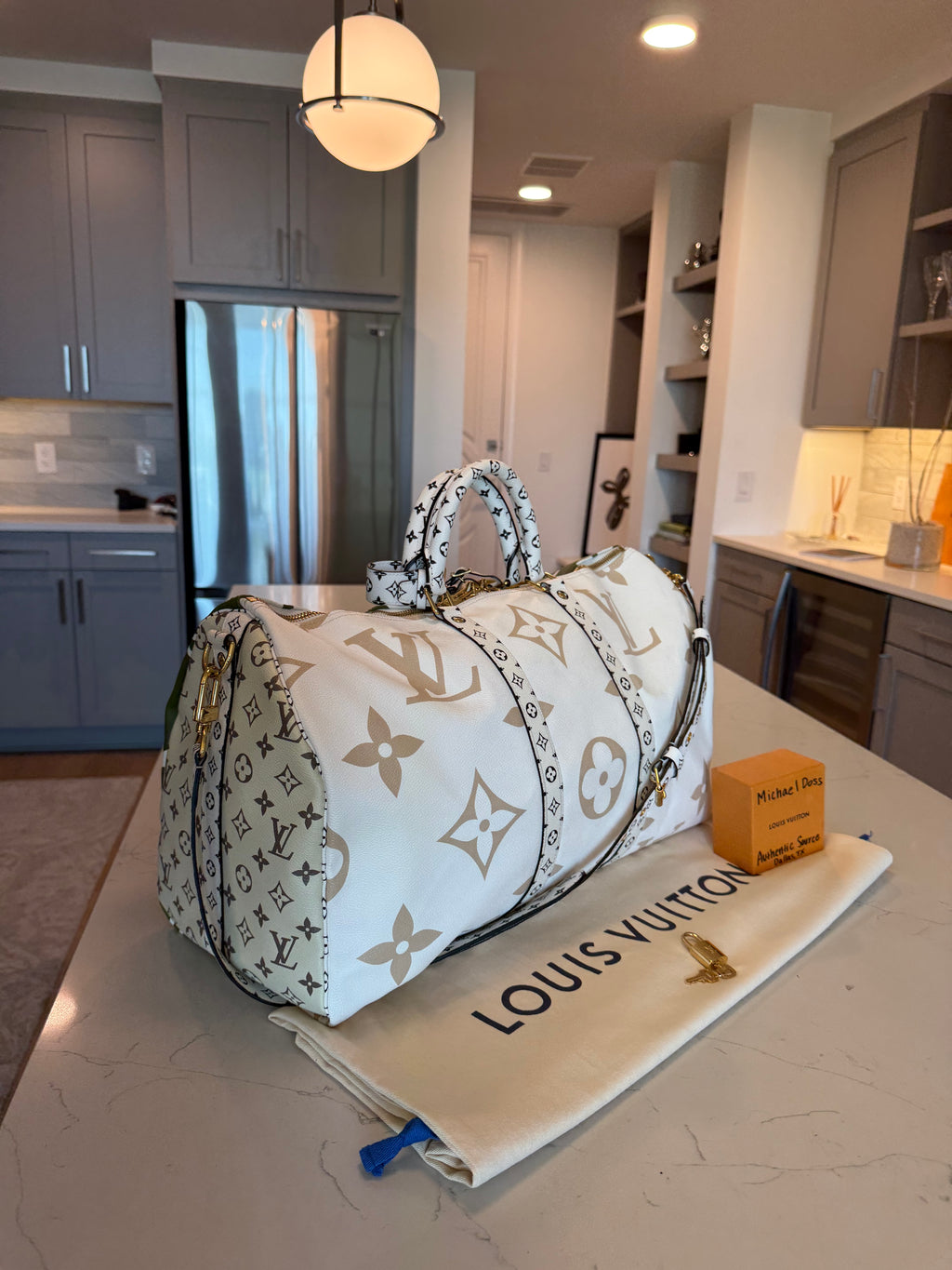 Louis Vuitton Keepall 50 Bandouliere Giant Khaki