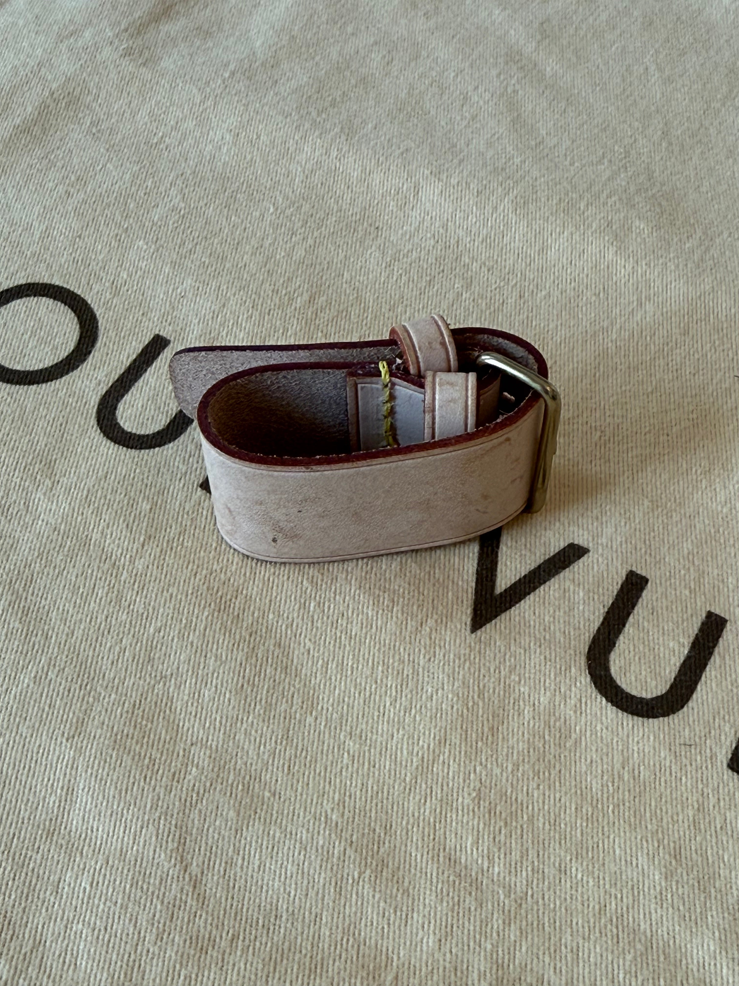 Louis Vuitton Poignet Handle Holder
