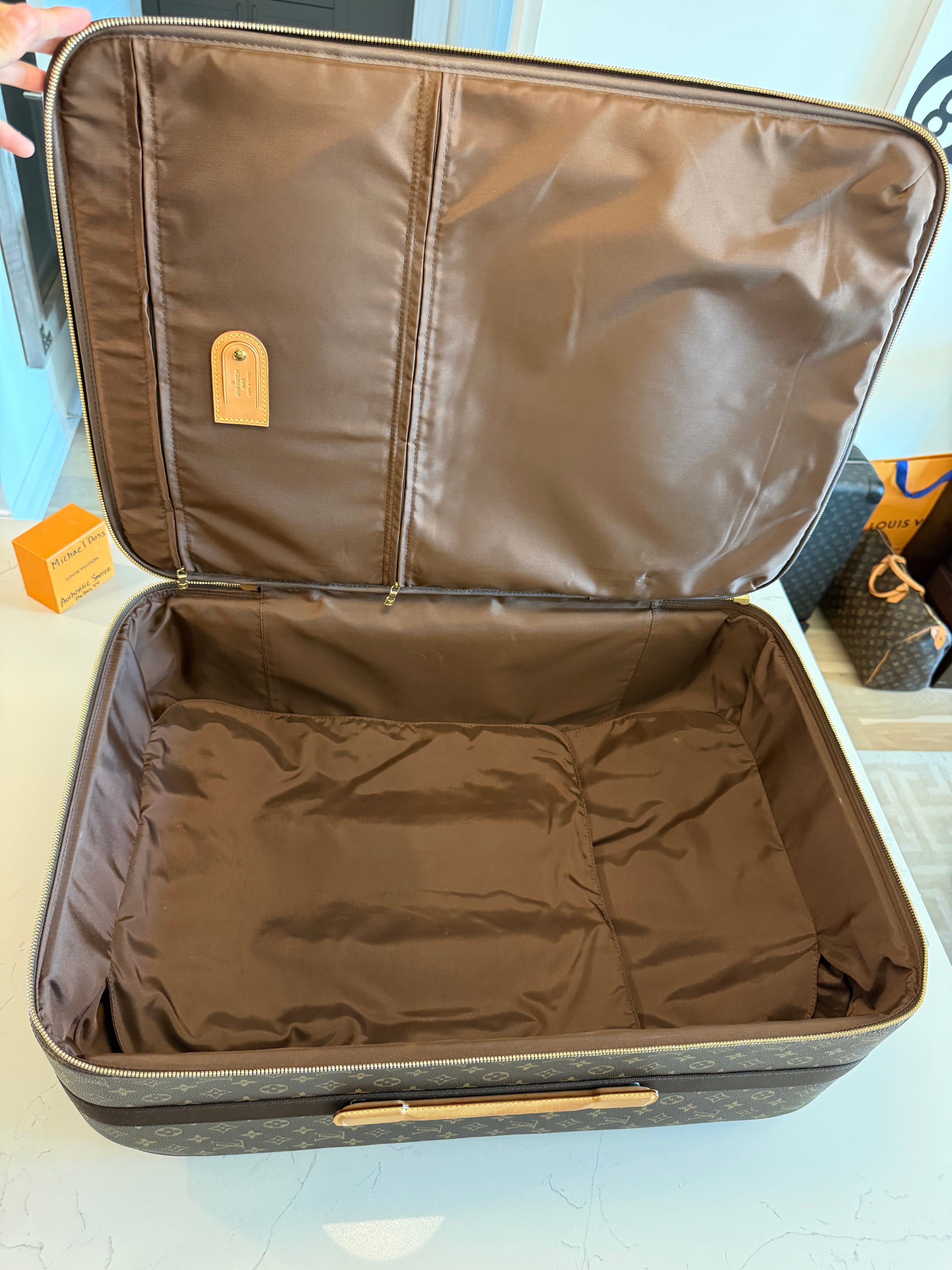 Louis Vuitton Pegase 70 Rolling Luggage