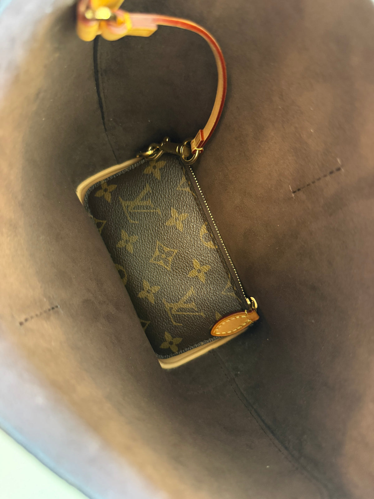 Louis Vuitton Idole PM Monogram - Rare Marc Jacobs Collection