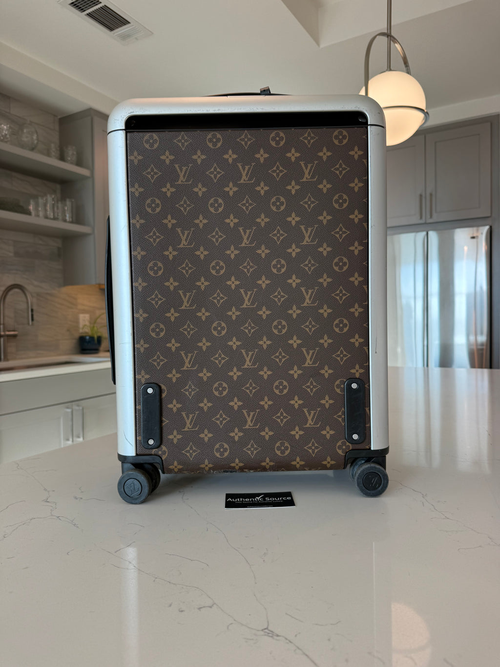 Louis Vuitton Horizon 55 Macassar