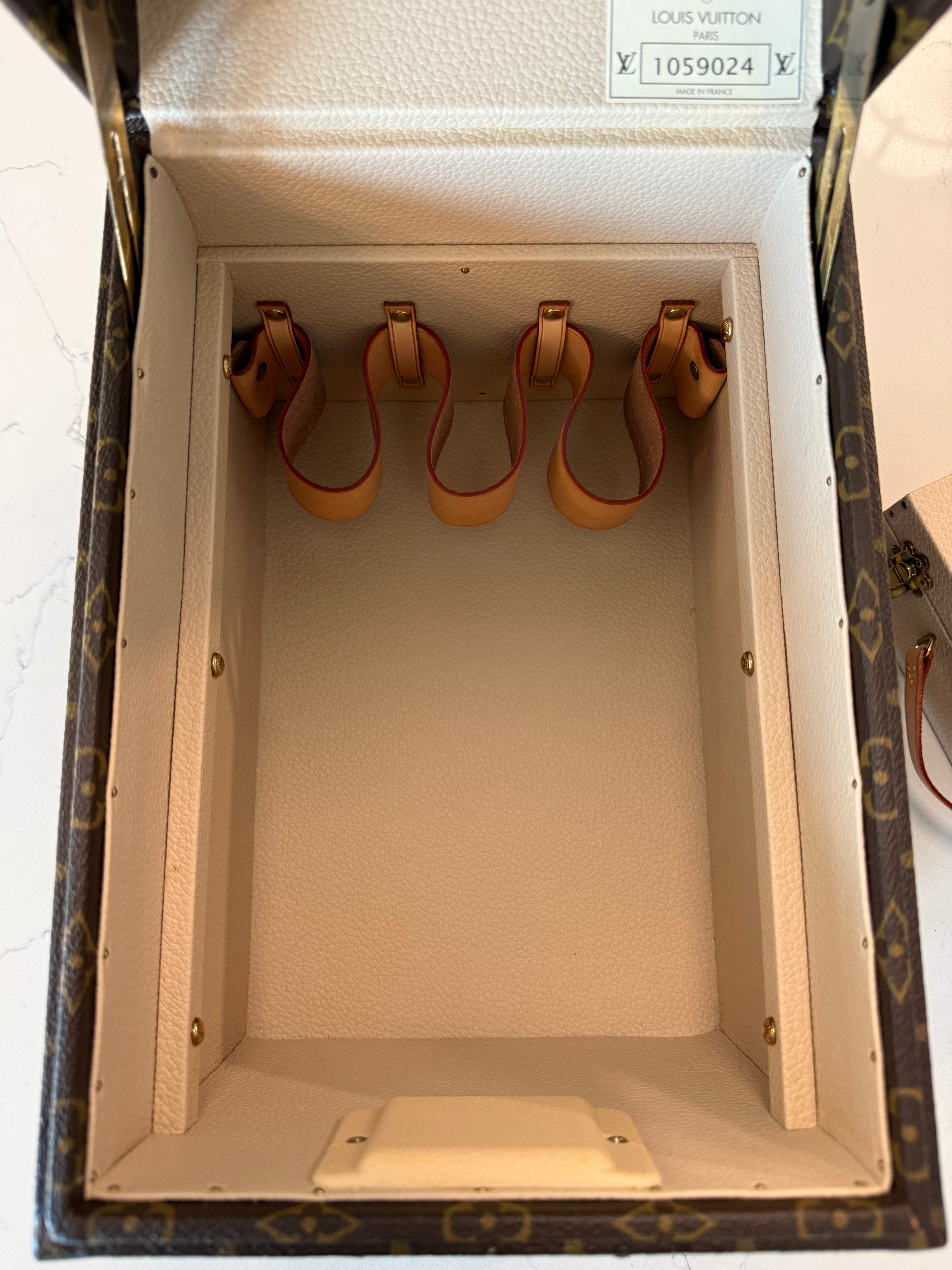 Louis Vuitton Boite Falcons Vanity Trunk