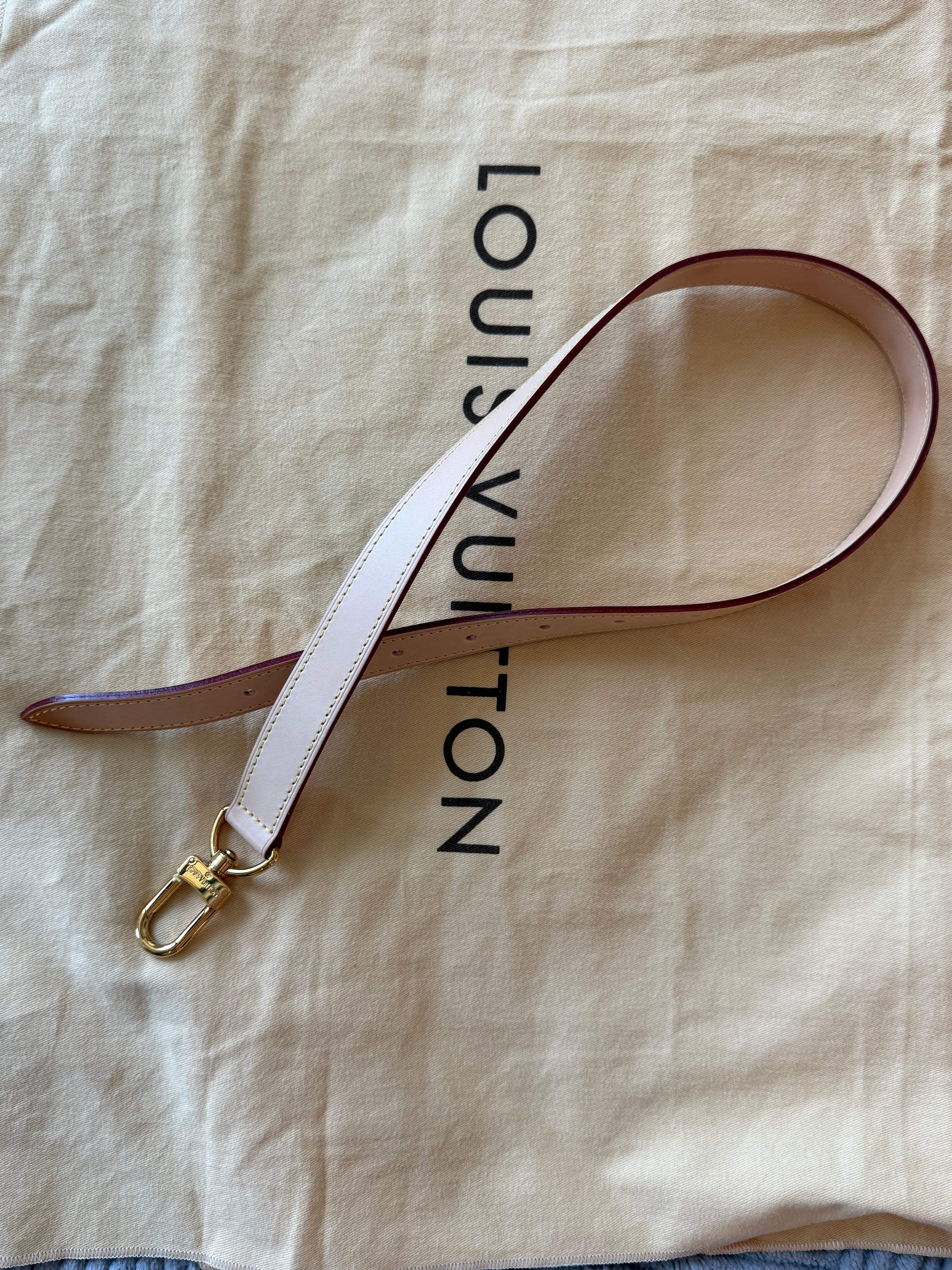 Louis Vuitton Shoulder Strap Extension/Half