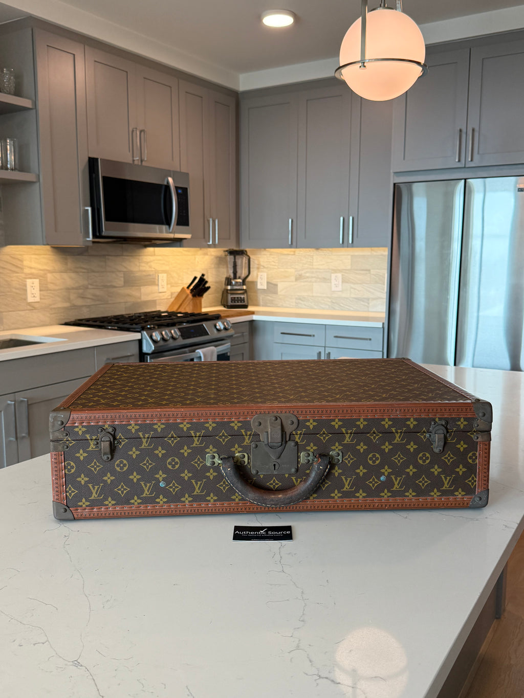 Louis Vuitton Bisten 65 Trunk