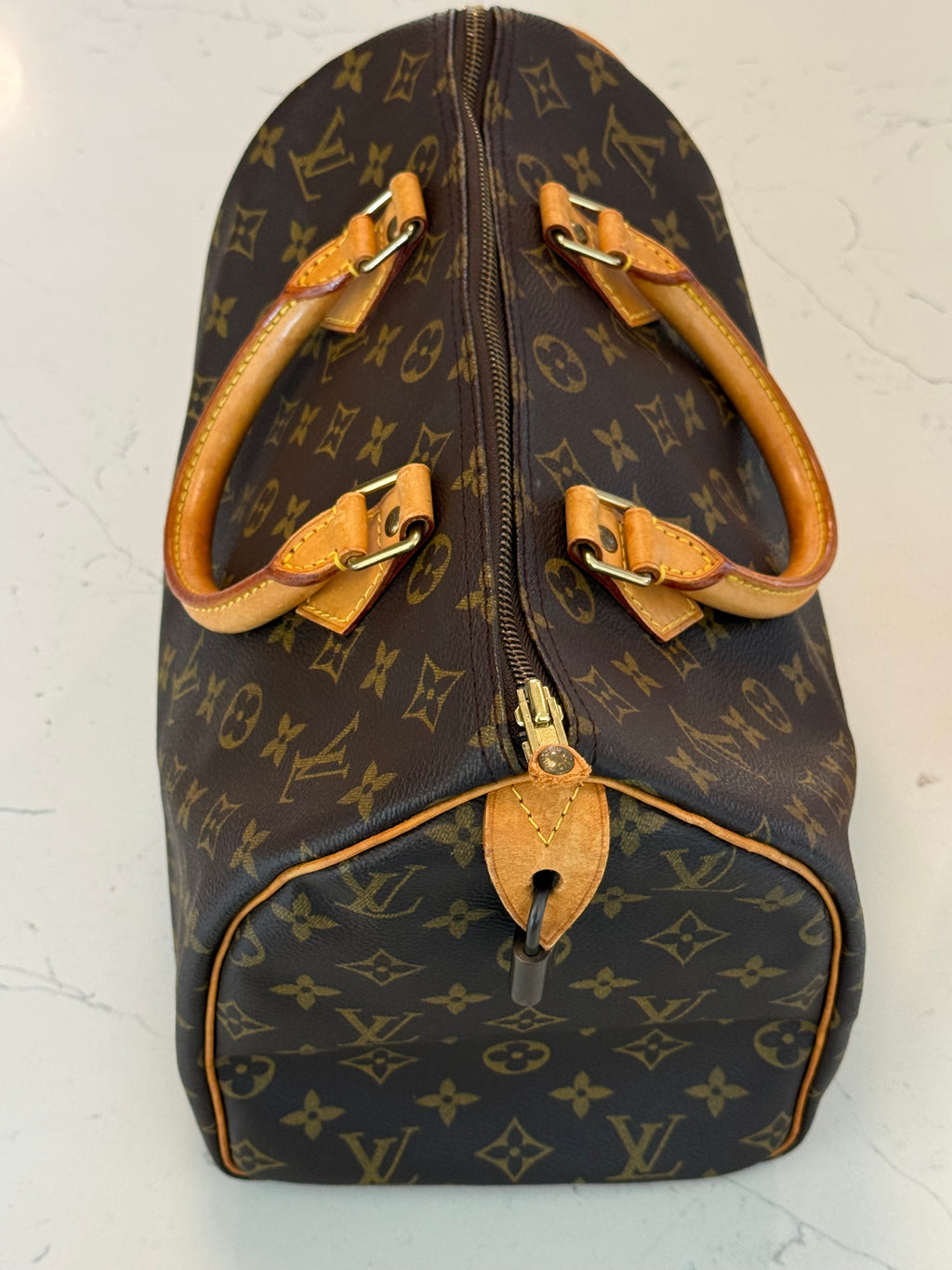 Louis Vuitton Speedy 30