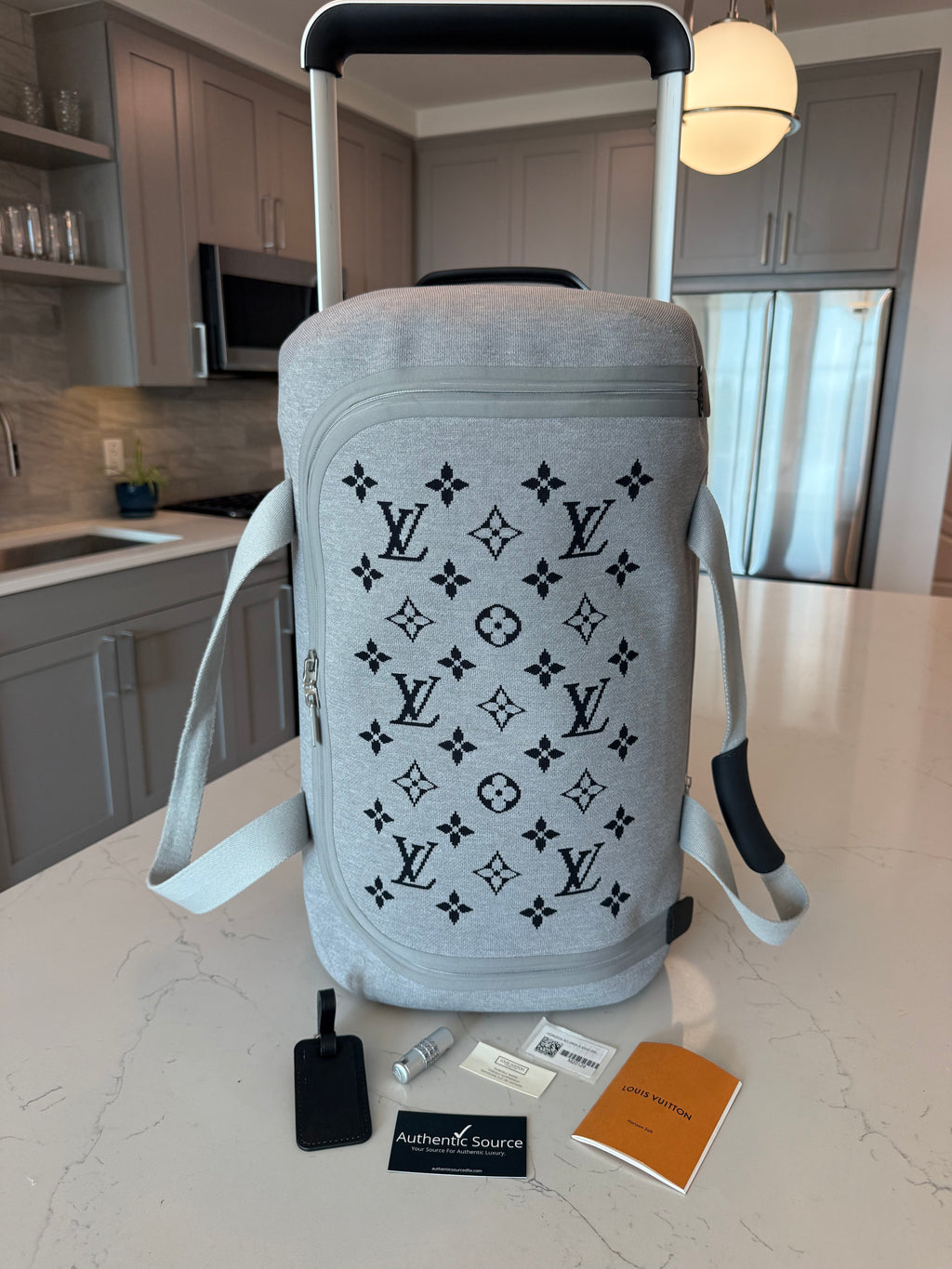 Louis Vuitton Soft Horizon Rolling Luggage