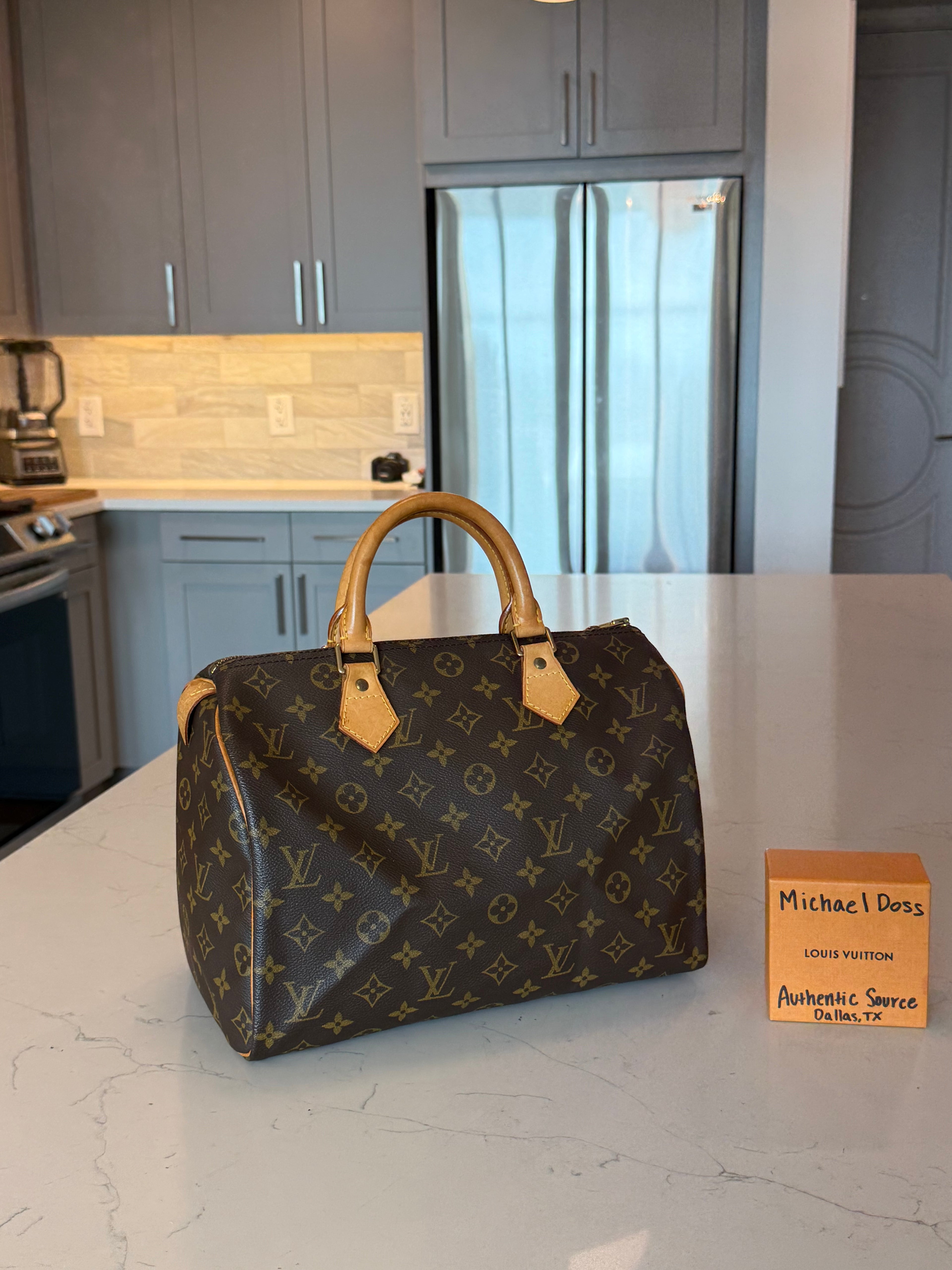 Louis Vuitton Speedy 30