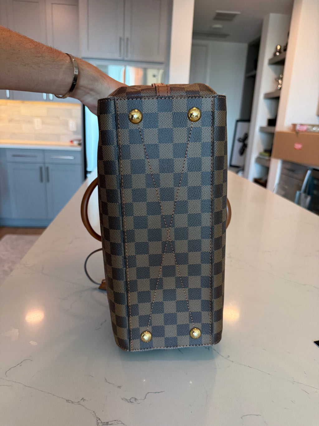 Louis Vuitton Greenwich DE