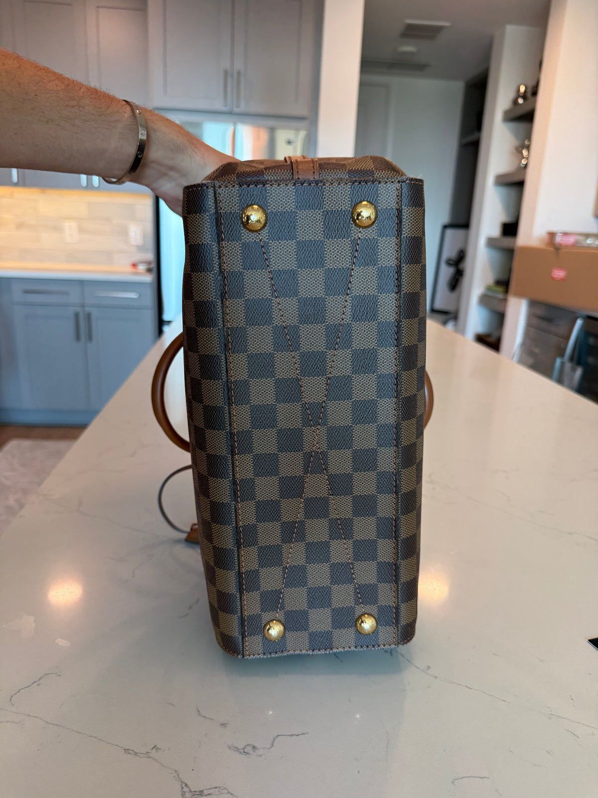 Louis Vuitton Greenwich DE