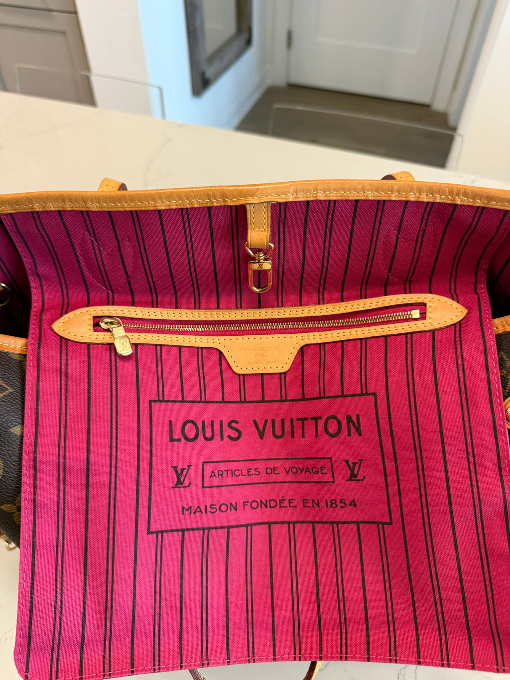 Louis Vuitton Neverfull MM