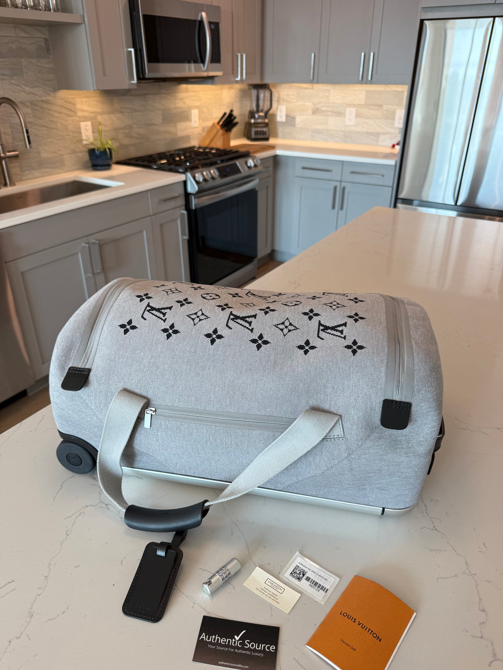 Louis Vuitton Soft Horizon Rolling Luggage