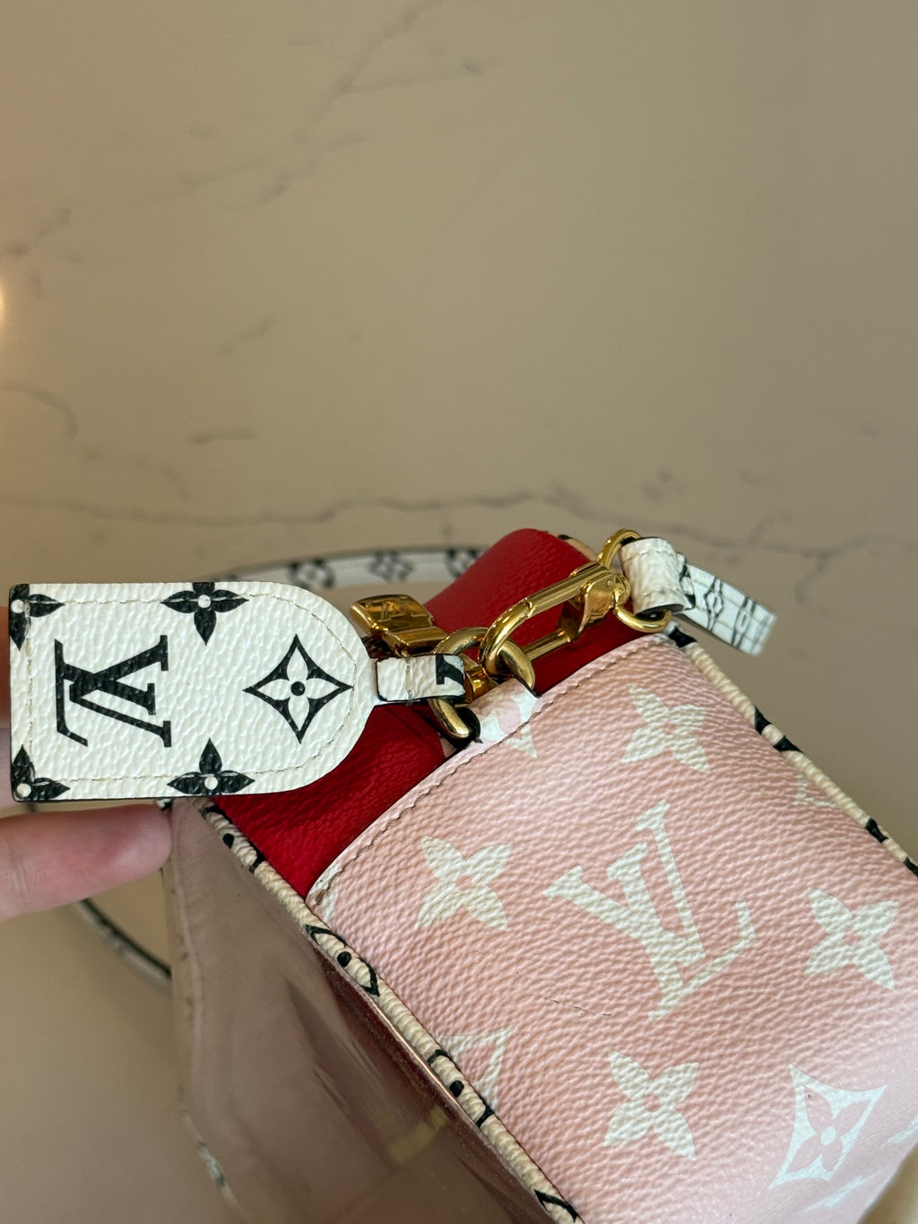 Louis Vuitton Beach Pouch Red Giant Monogram Rare