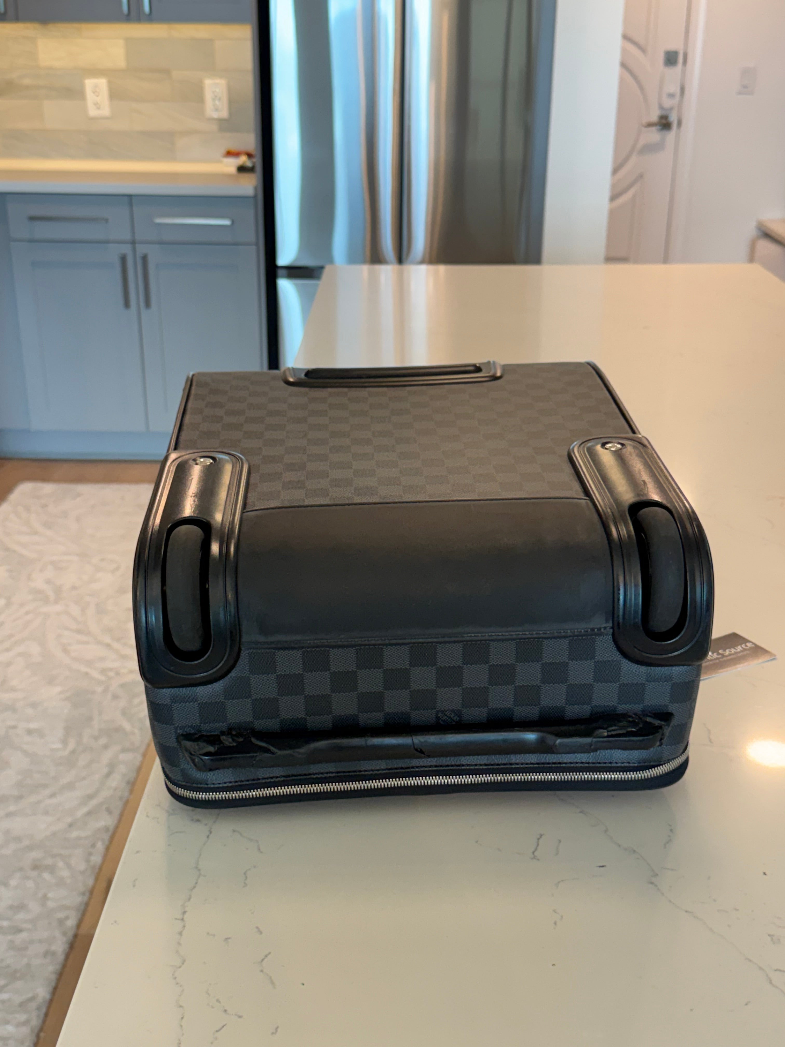 Louis Vuitton Pegase 45 Damier Graphite