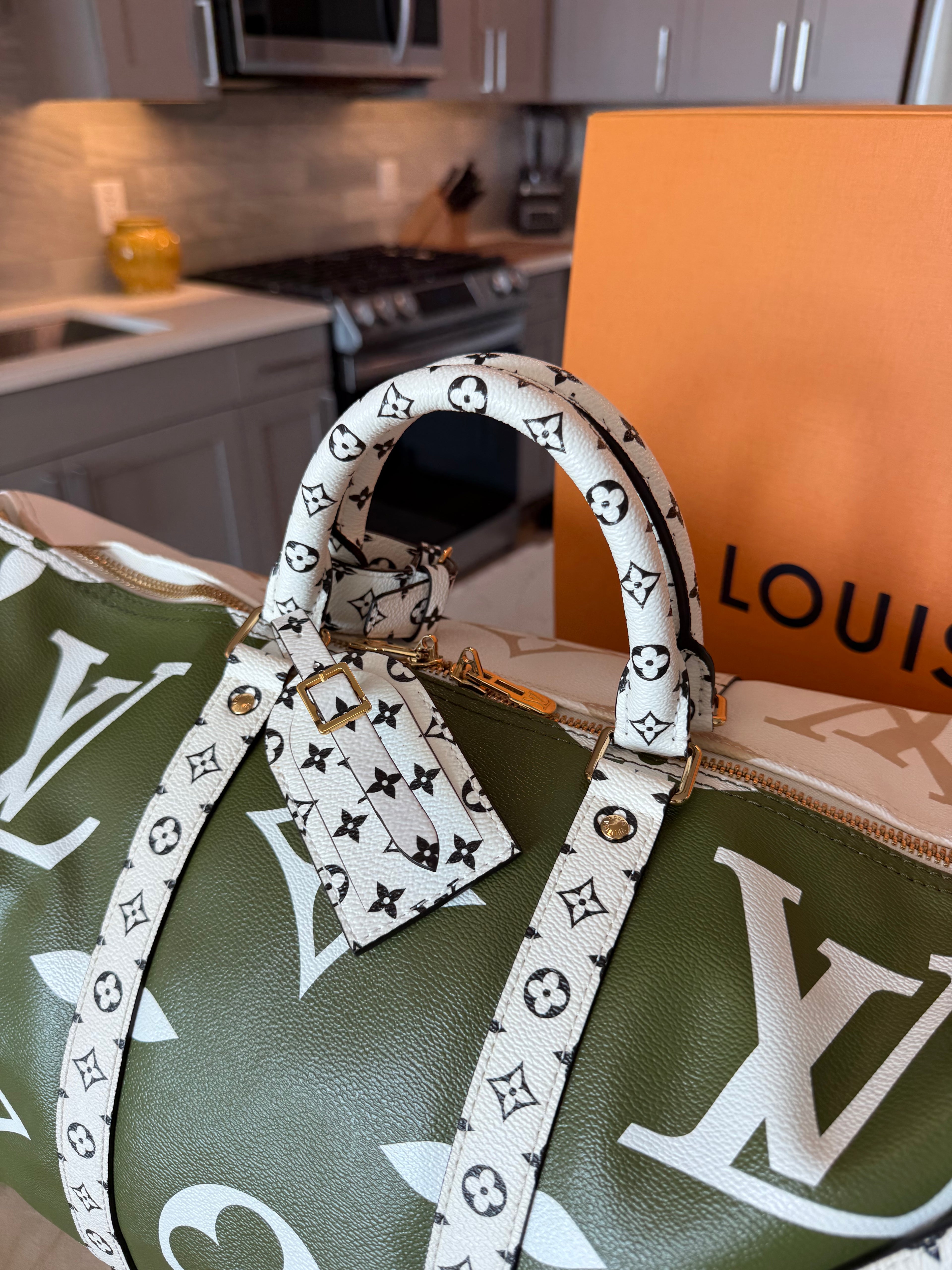 Louis Vuitton Keepall 50 Bandouliere Giant Khaki