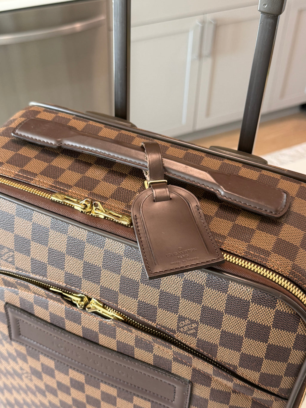 Louis Vuitton Pegase 45 - Damier Ebene