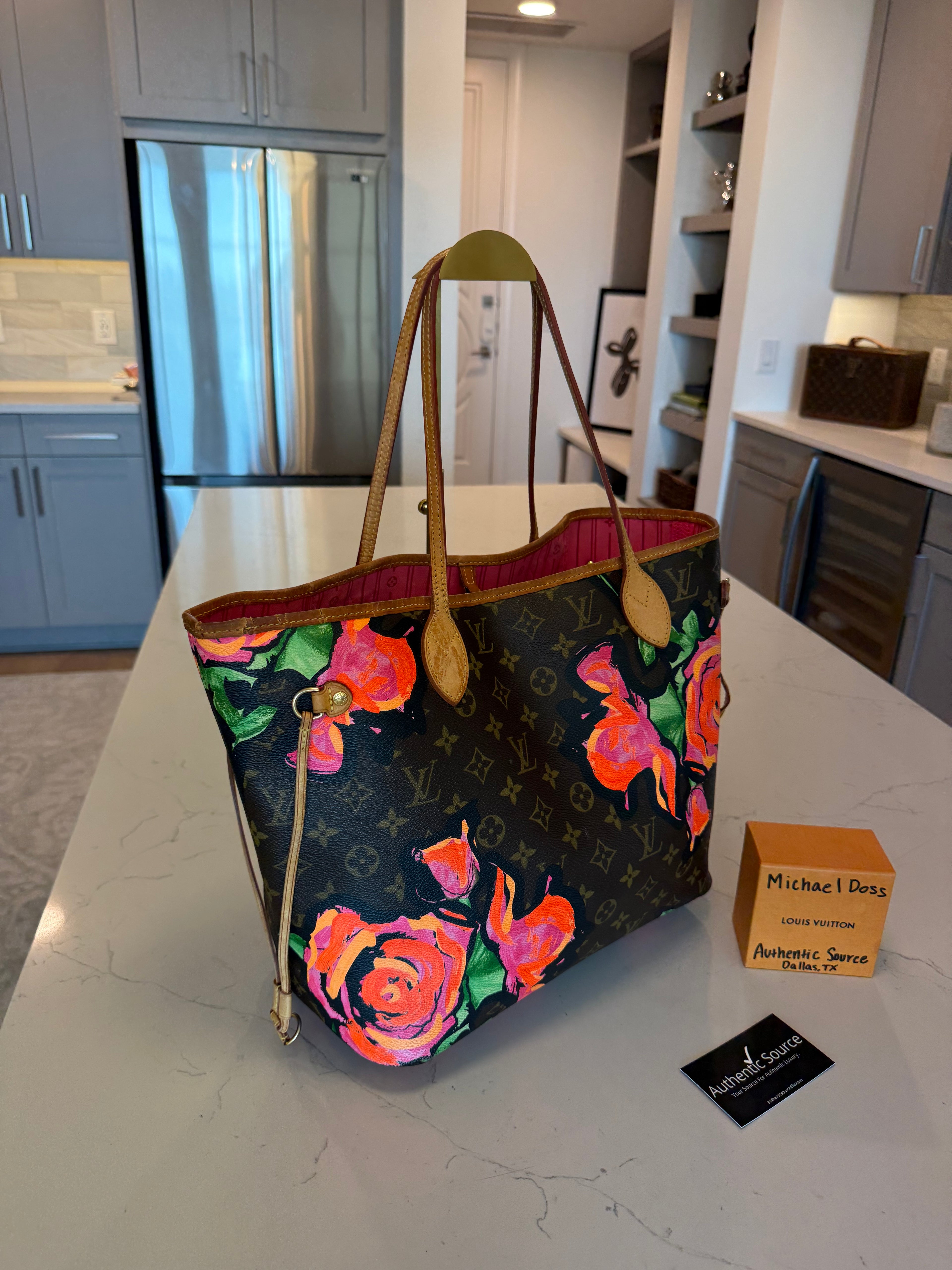 Louis Vuitton Neverfull MM Roses