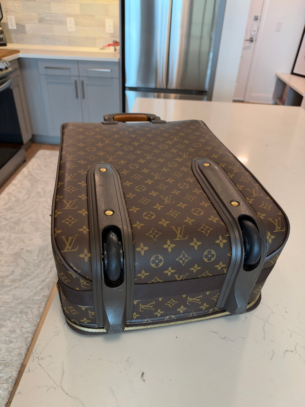 Louis Vuitton - Pegase 55 Rolling Luggage