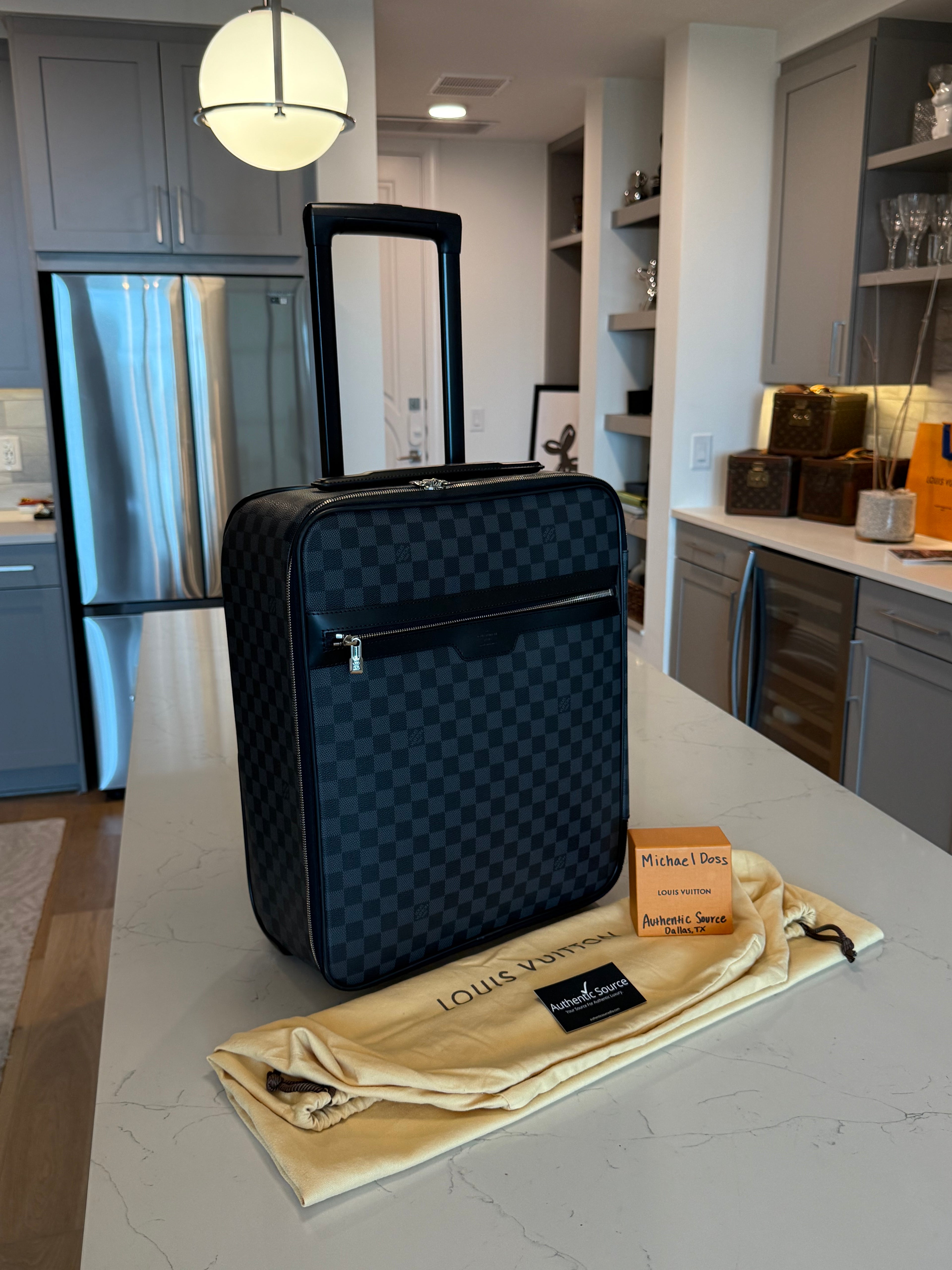Louis Vuitton Pegase 45 Damier Graphite