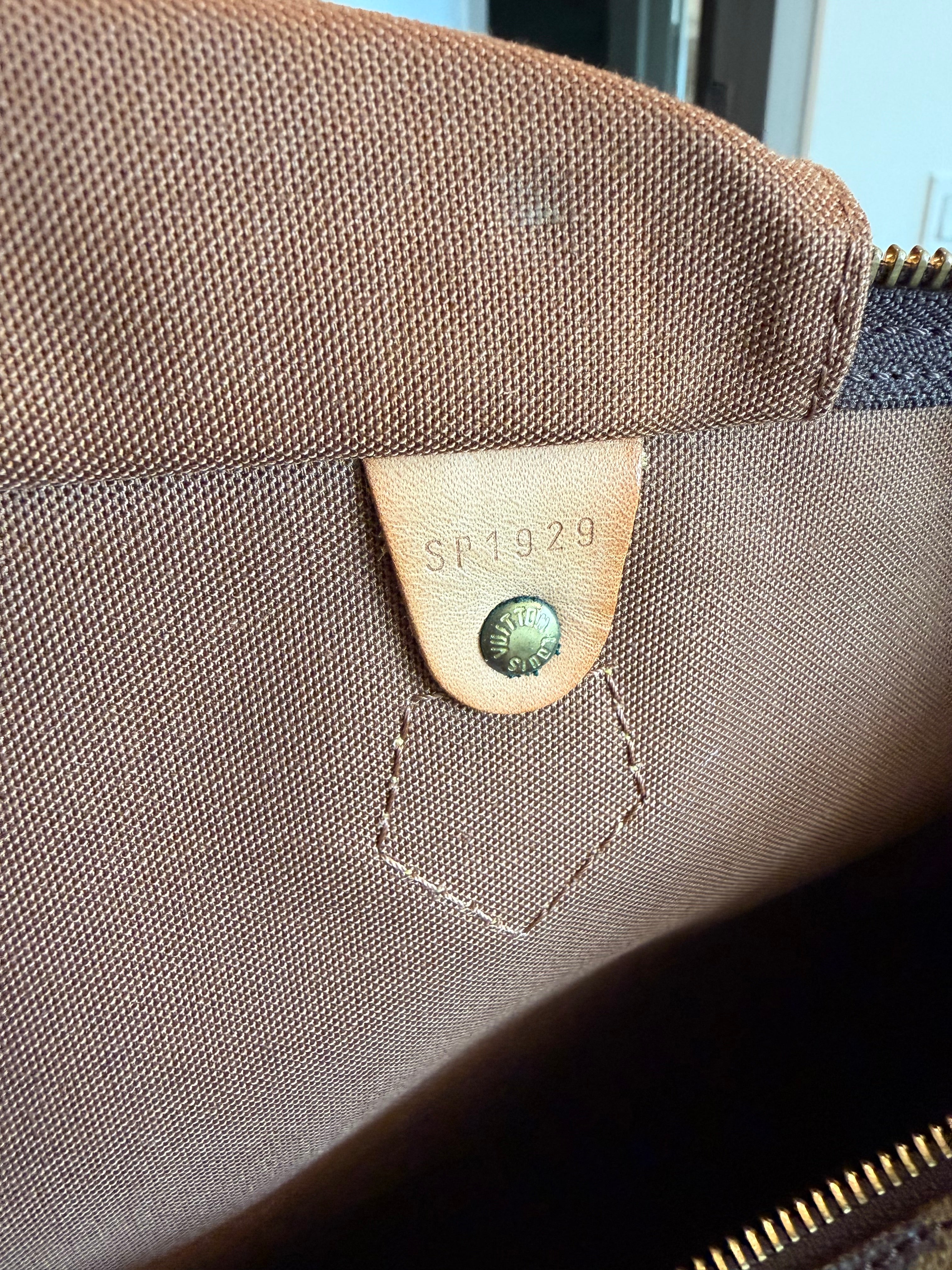 Louis Vuitton Speedy 40 Monogram