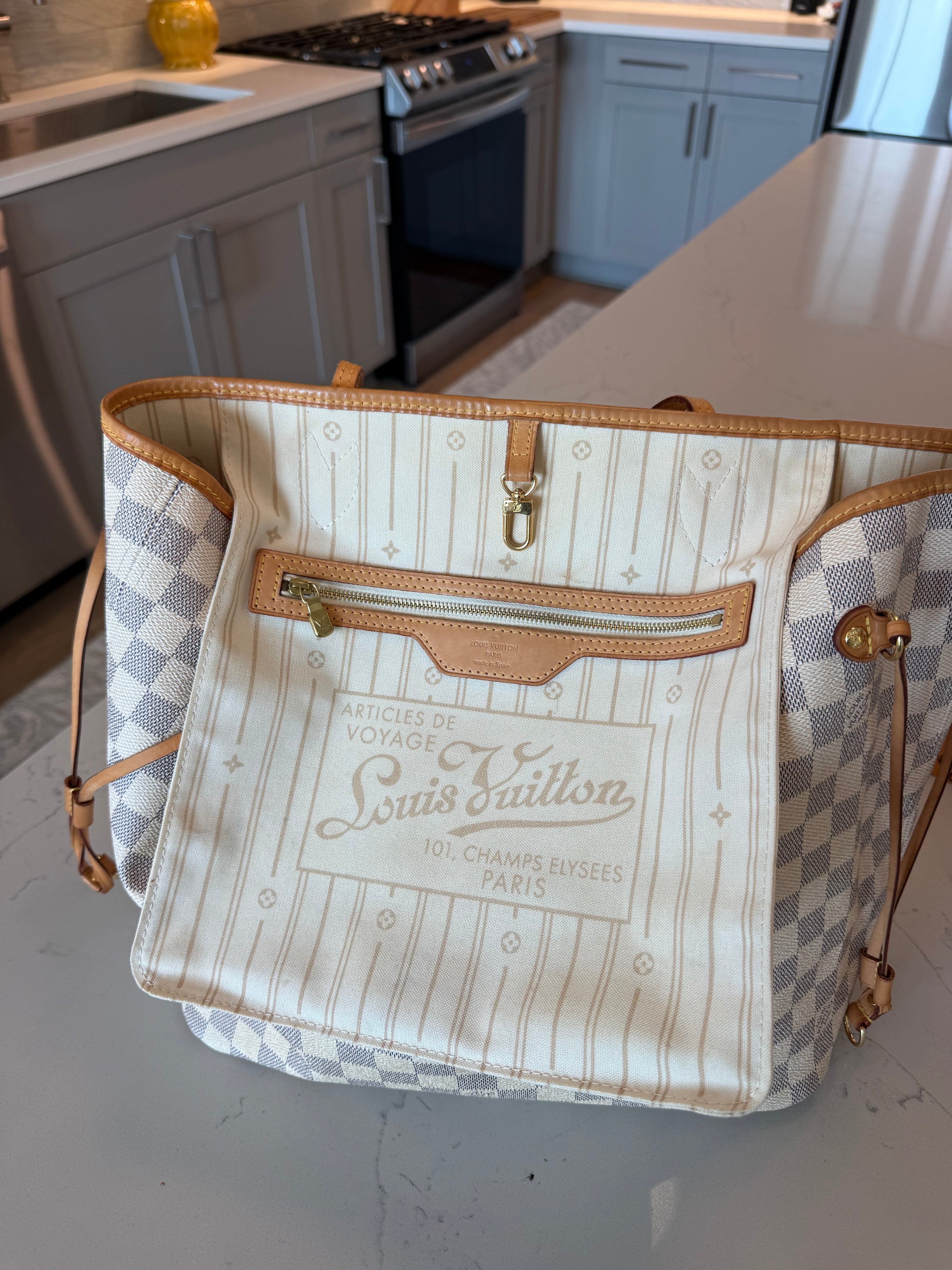 Louis Vuitton Neverfull MM Damier Azur