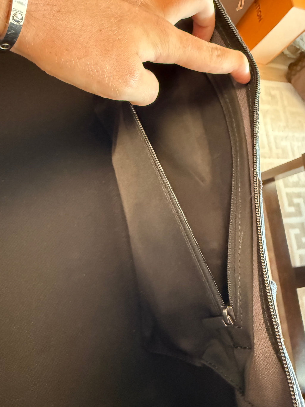 Louis Vuitton Soft Horizon Rolling Luggage